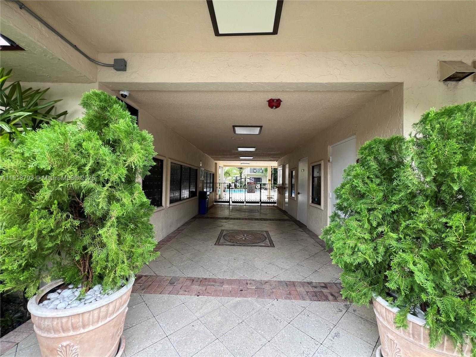 Small Image of 9301 SOUTH WEST 92ND AVE #A217, Miami Number 2