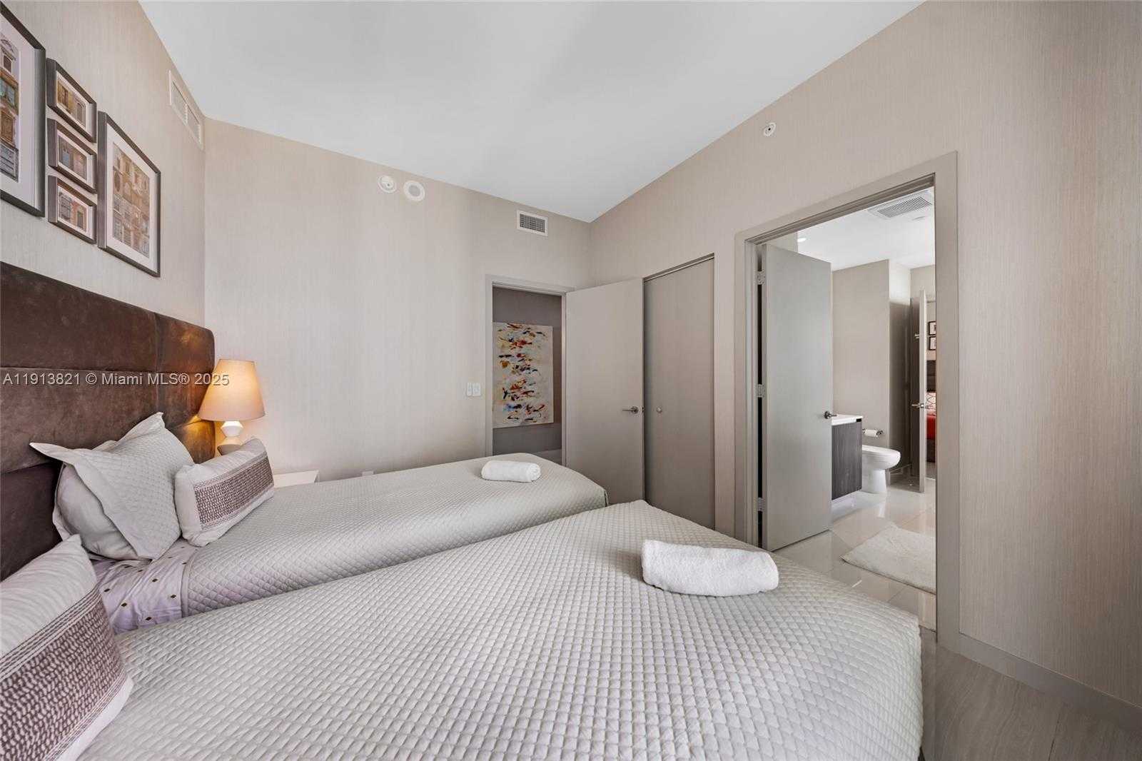 Small Image of 480 NORTH EAST 31ST ST #2807, Miami Number 14