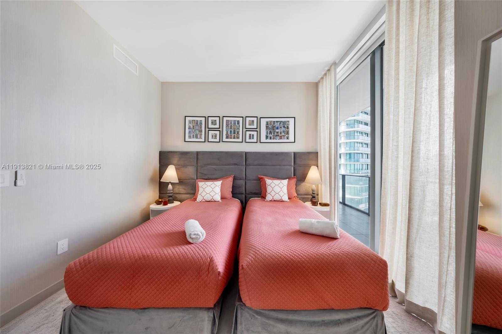 Small Image of 480 NORTH EAST 31ST ST #2807, Miami Number 19