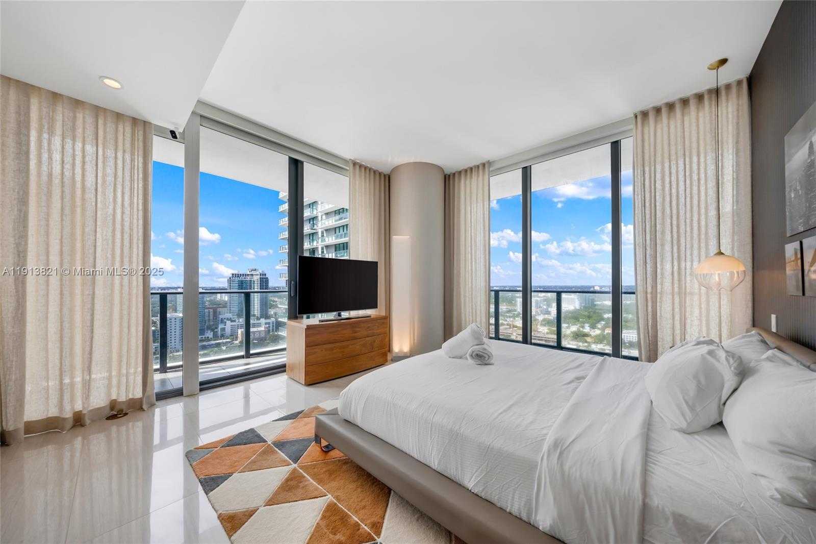 Small Image of 480 NORTH EAST 31ST ST #2807, Miami Number 21