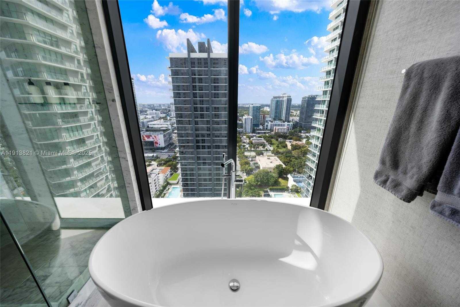 Small Image of 480 NORTH EAST 31ST ST #2807, Miami Number 30