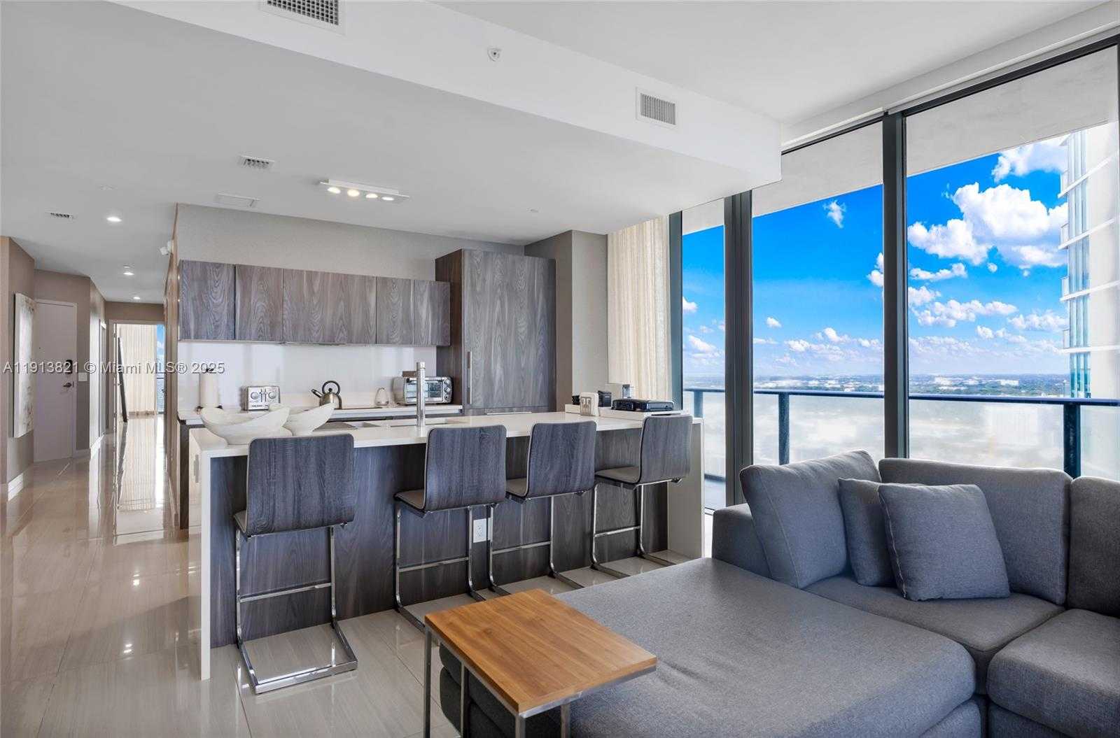 Small Image of 480 NORTH EAST 31ST ST #2807, Miami Number 7