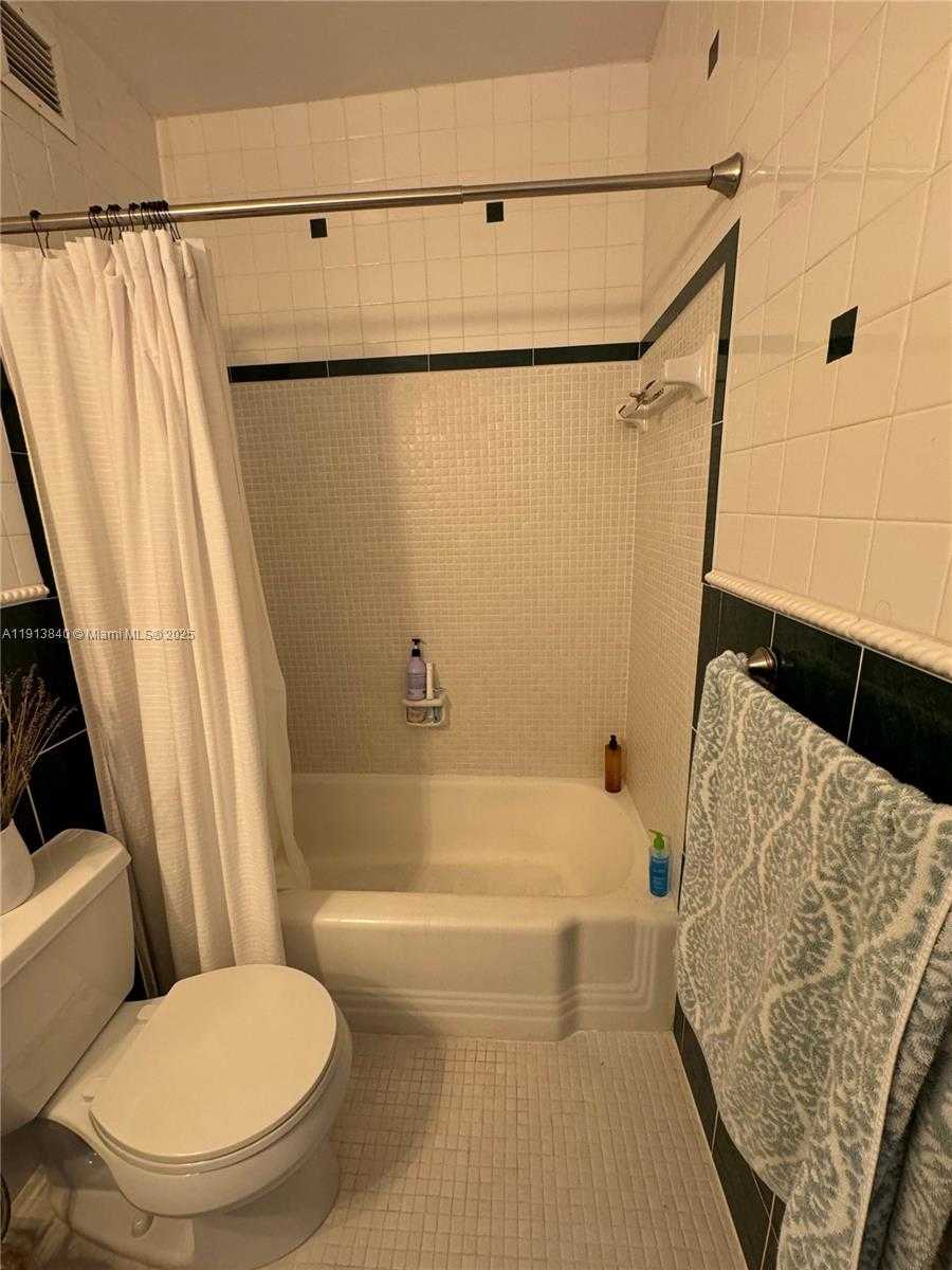 Small Image of 2451 BRICKELL AVE #16U, Miami Number 17