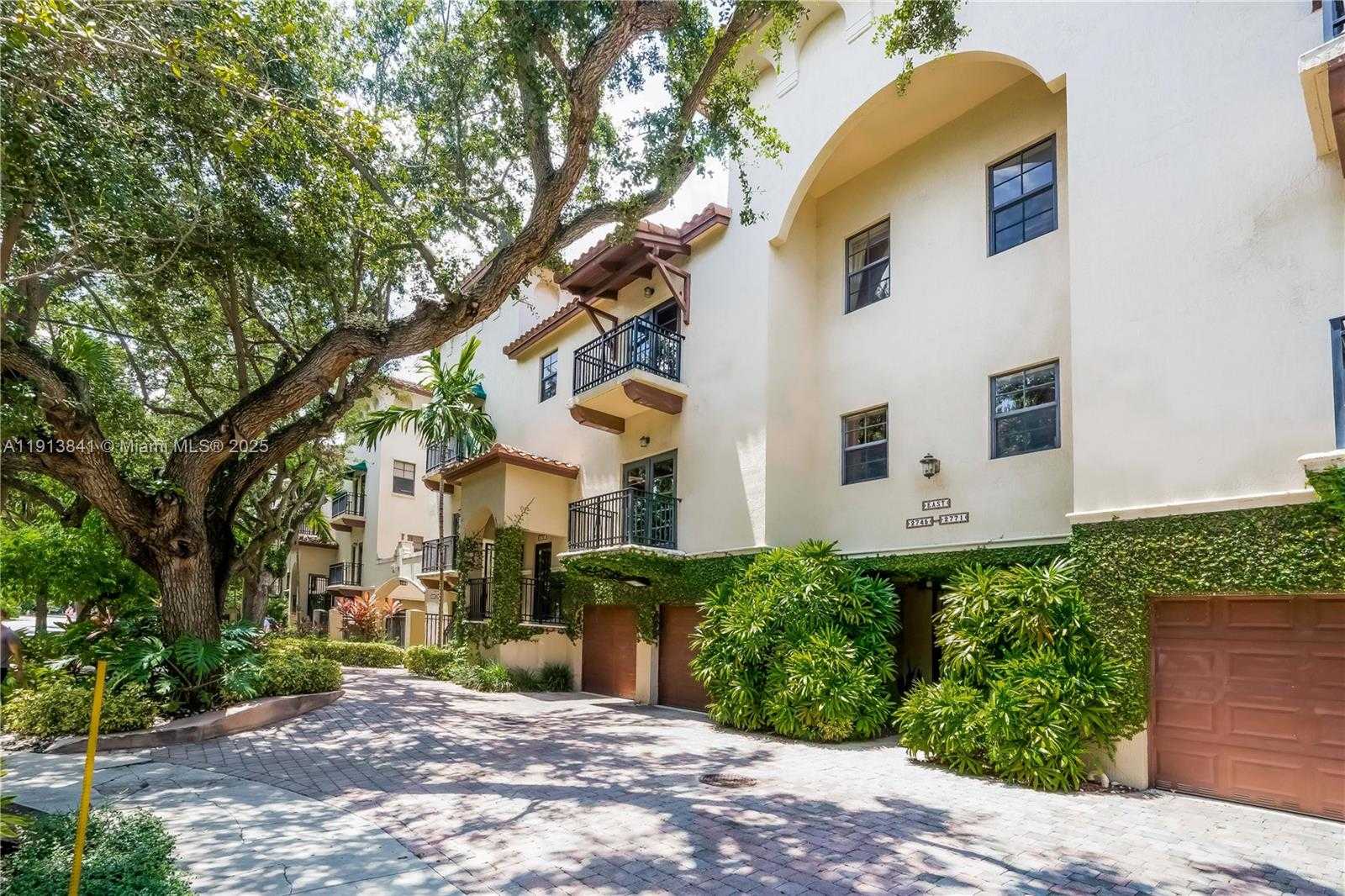 Small Image of 2769 COCONUT AVE #2769, Coconut Grove Number 2
