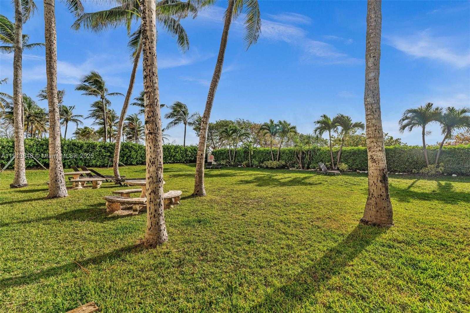 Small Image of 9195 COLLINS AVE #303, Surfside Number 12