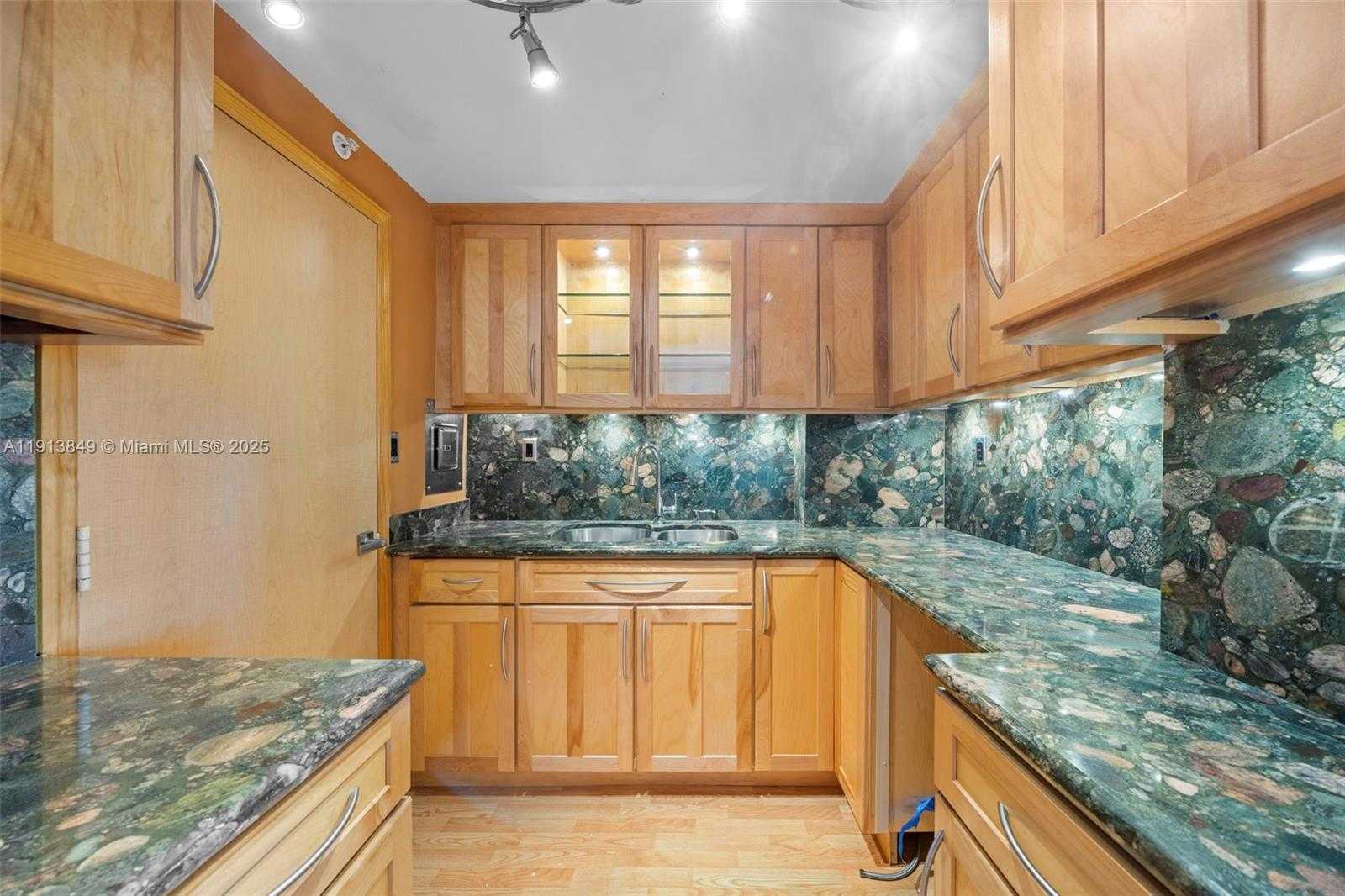 Small Image of 3301 NORTH EAST 5TH AVE #720, Miami Number 6