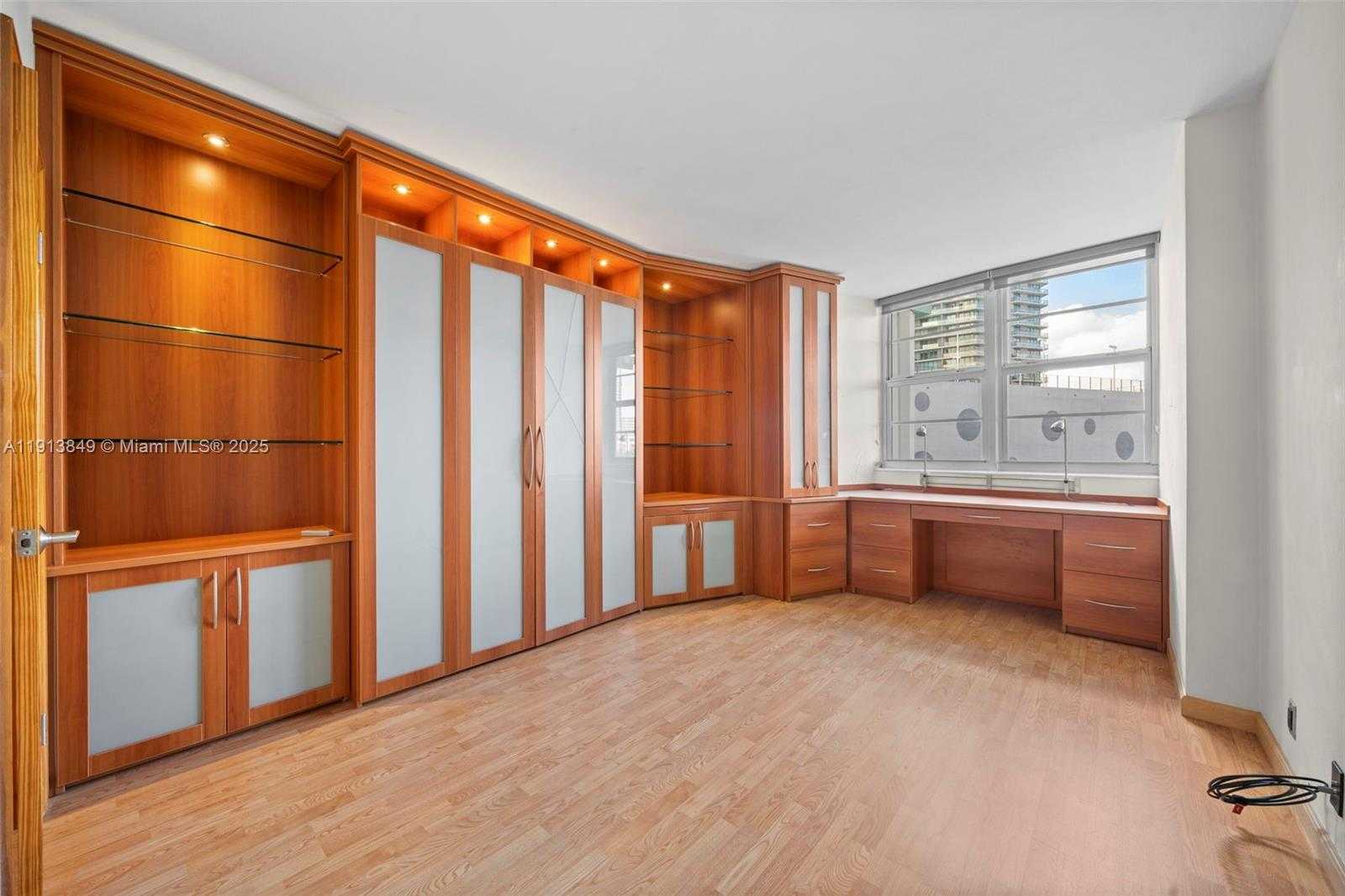 Small Image of 3301 NORTH EAST 5TH AVE #720, Miami Number 9