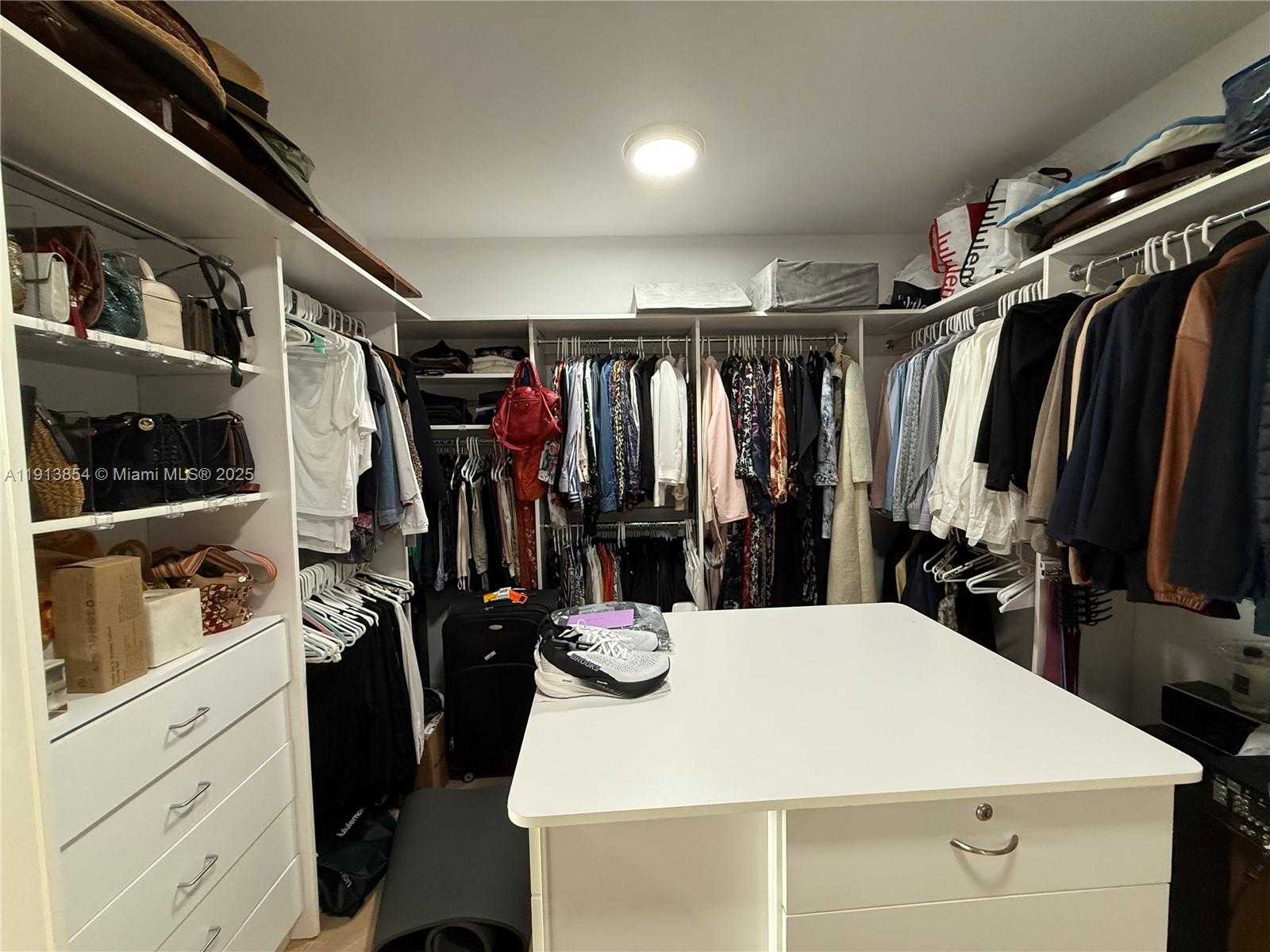 Small Image of 19500 EAST TURNBERRY WAY #18D, Aventura Number 16