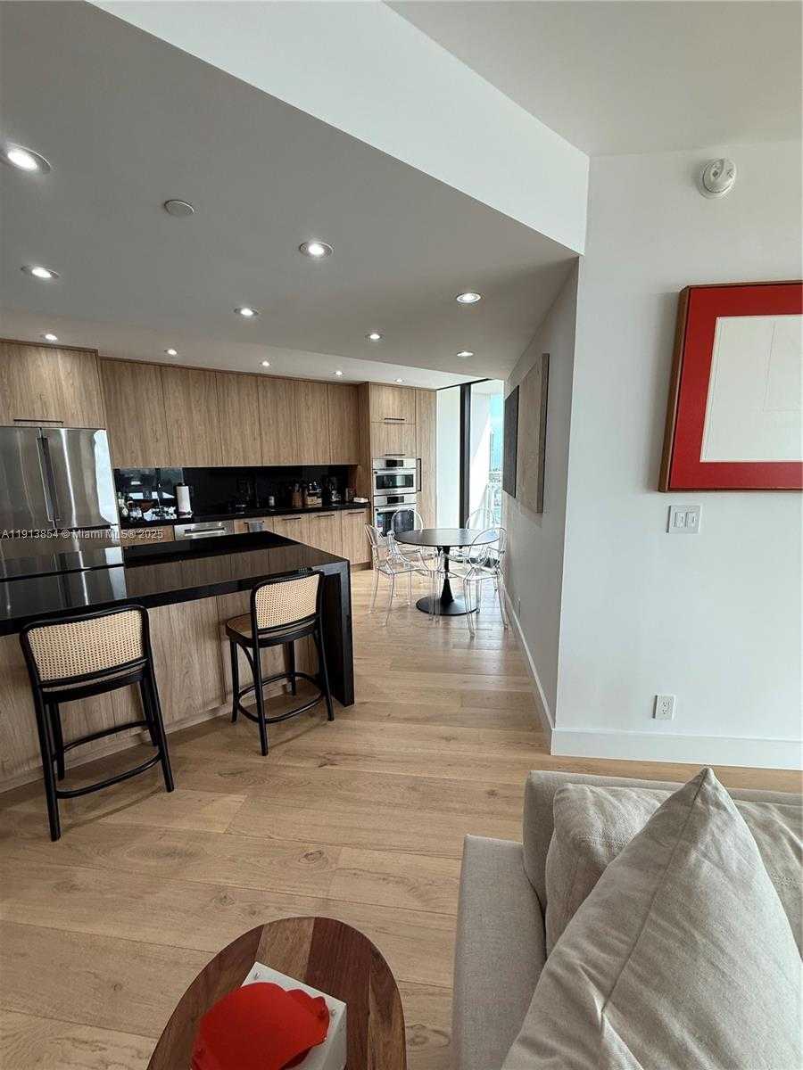 Small Image of 19500 EAST TURNBERRY WAY #18D, Aventura Number 6