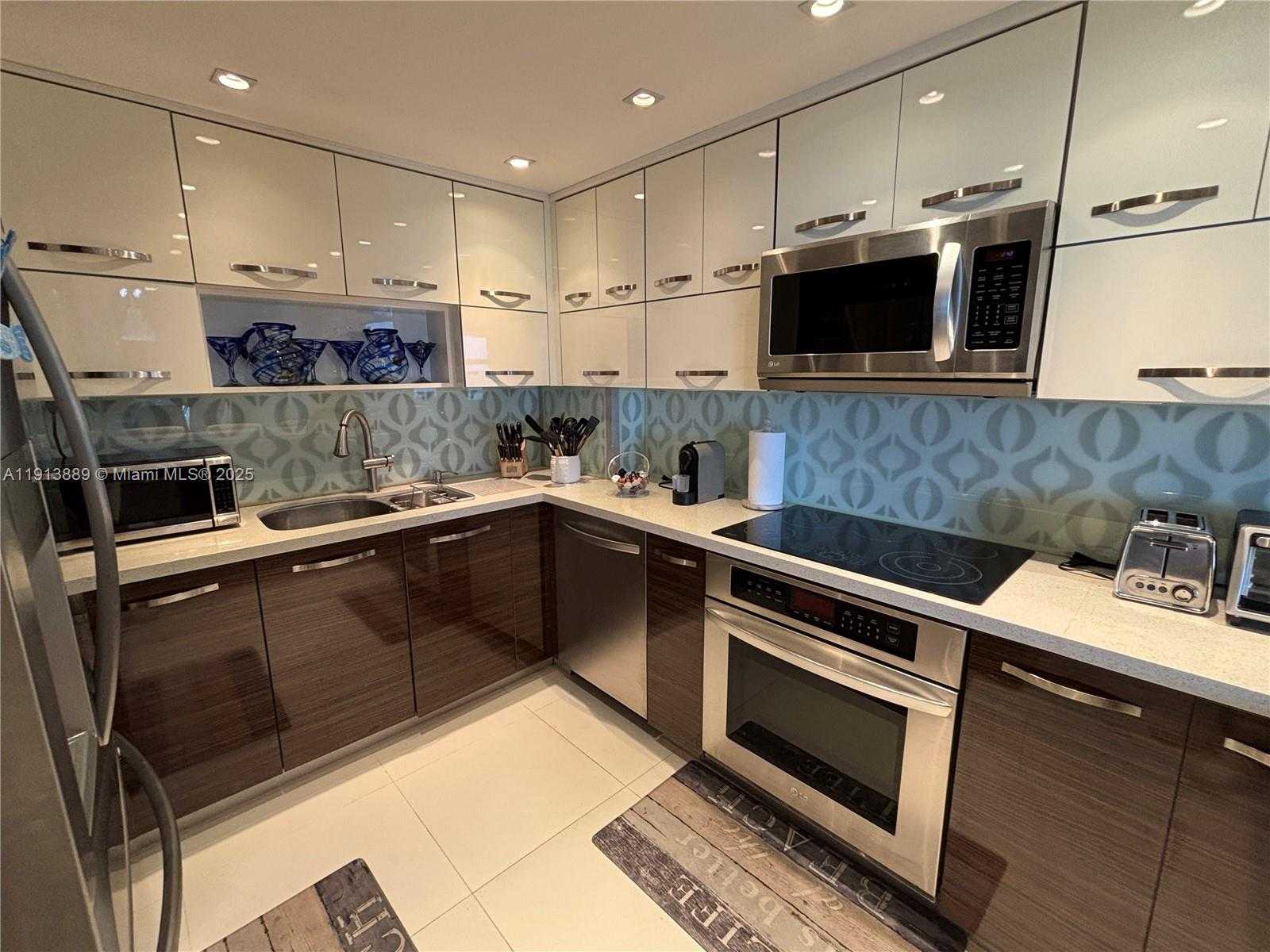 Small Image of 9511 COLLINS AVE #604, Surfside Number 11