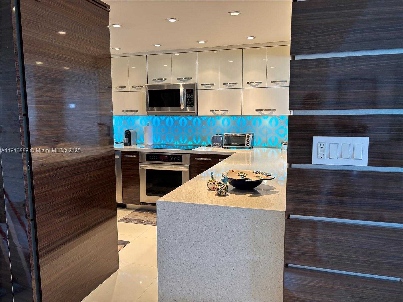 Small Image of 9511 COLLINS AVE #604, Surfside Number 15