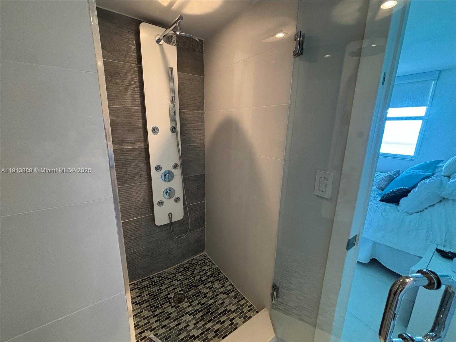 Small Image of 9511 COLLINS AVE #604, Surfside Number 17