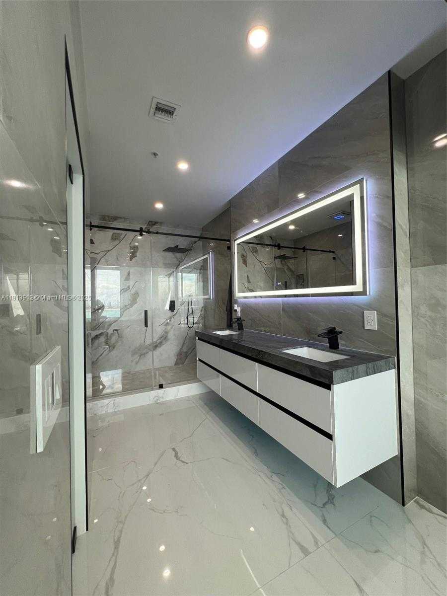 Small Image of 7910 HARBOR ISLAND DR #1202, North Bay Village Number 17