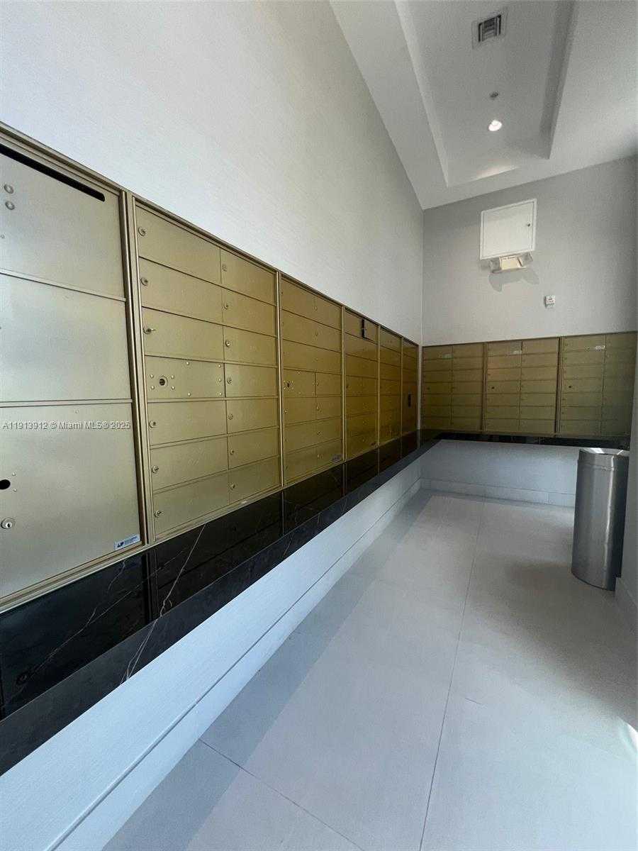 Small Image of 7910 HARBOR ISLAND DR #1202, North Bay Village Number 27