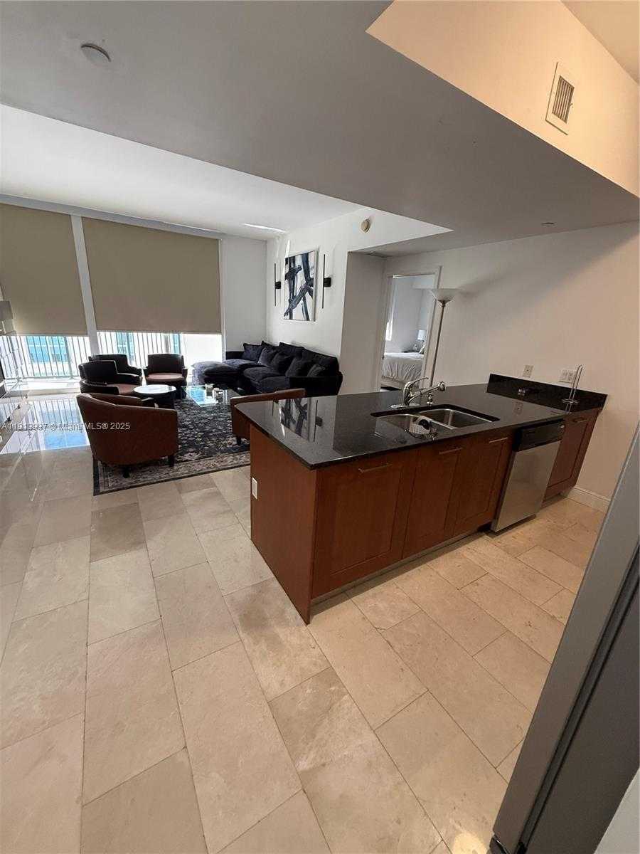 Small Image of 4100 SALZEDO ST #811, Coral Gables Number 15