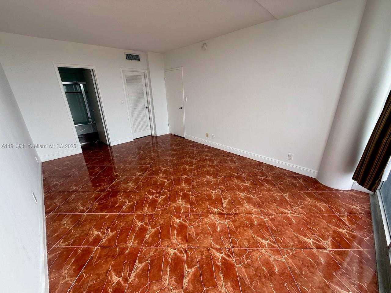 Small Image of 900 BAY DR #419, Miami Beach Number 14