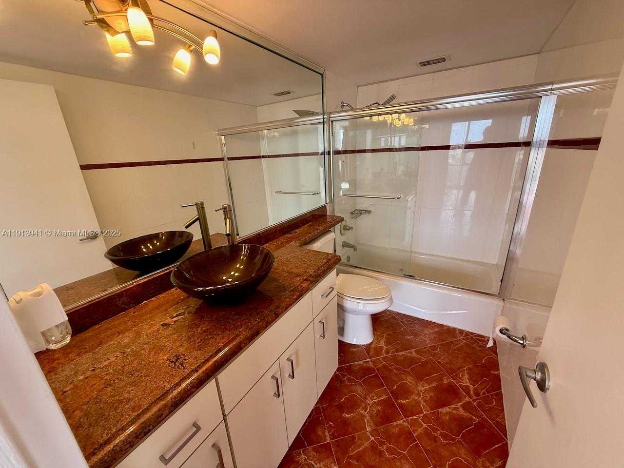 Small Image of 900 BAY DR #419, Miami Beach Number 17