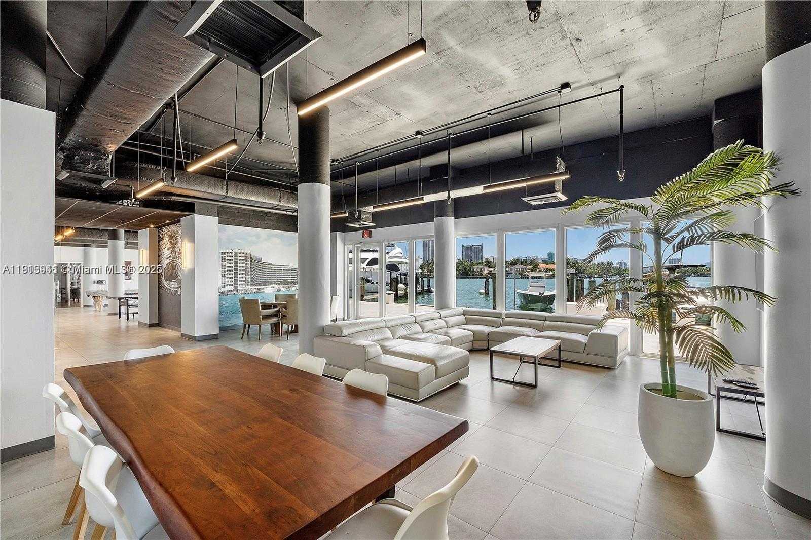 Small Image of 900 BAY DR #419, Miami Beach Number 41