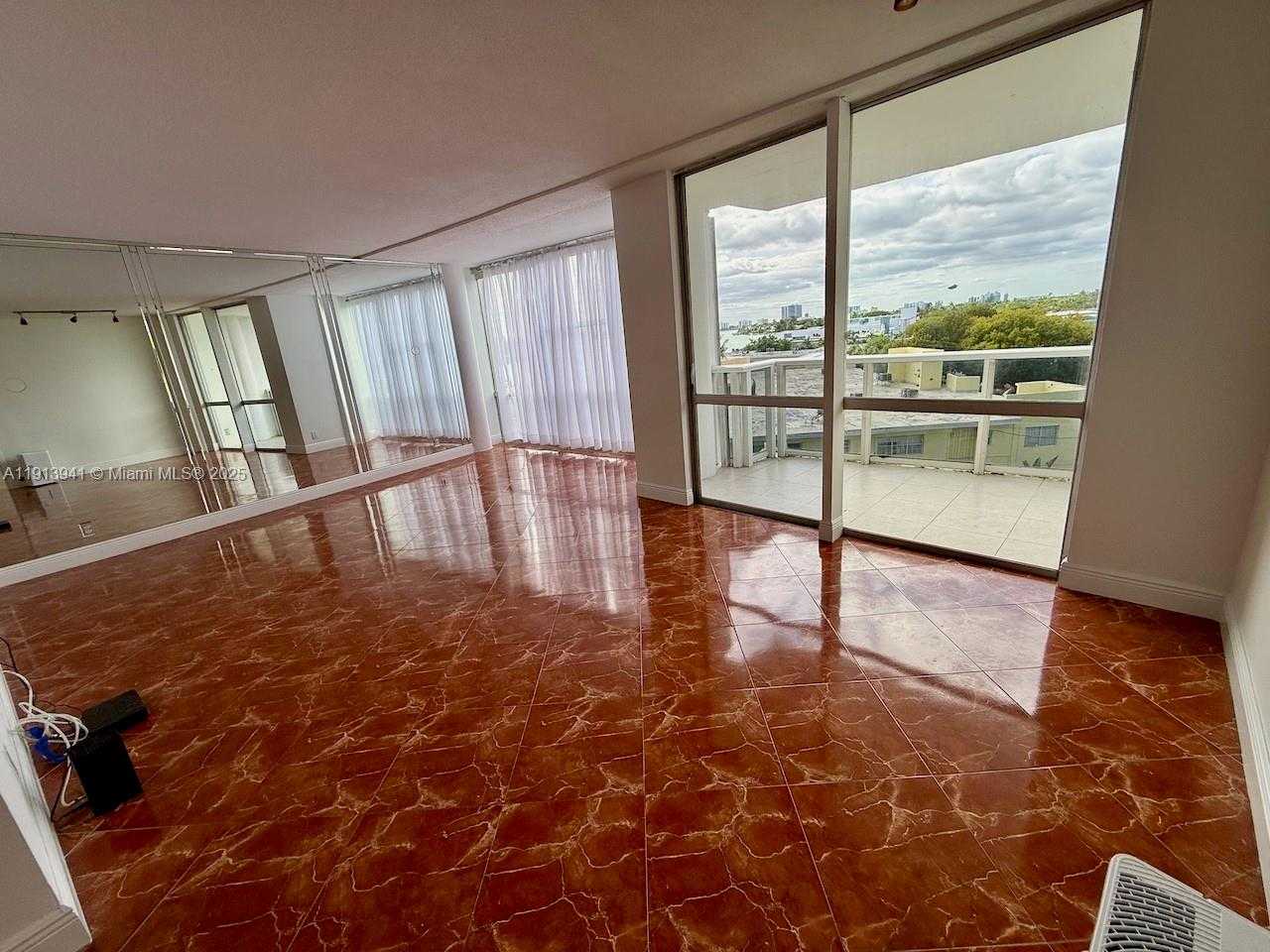 Small Image of 900 BAY DR #419, Miami Beach Number 9