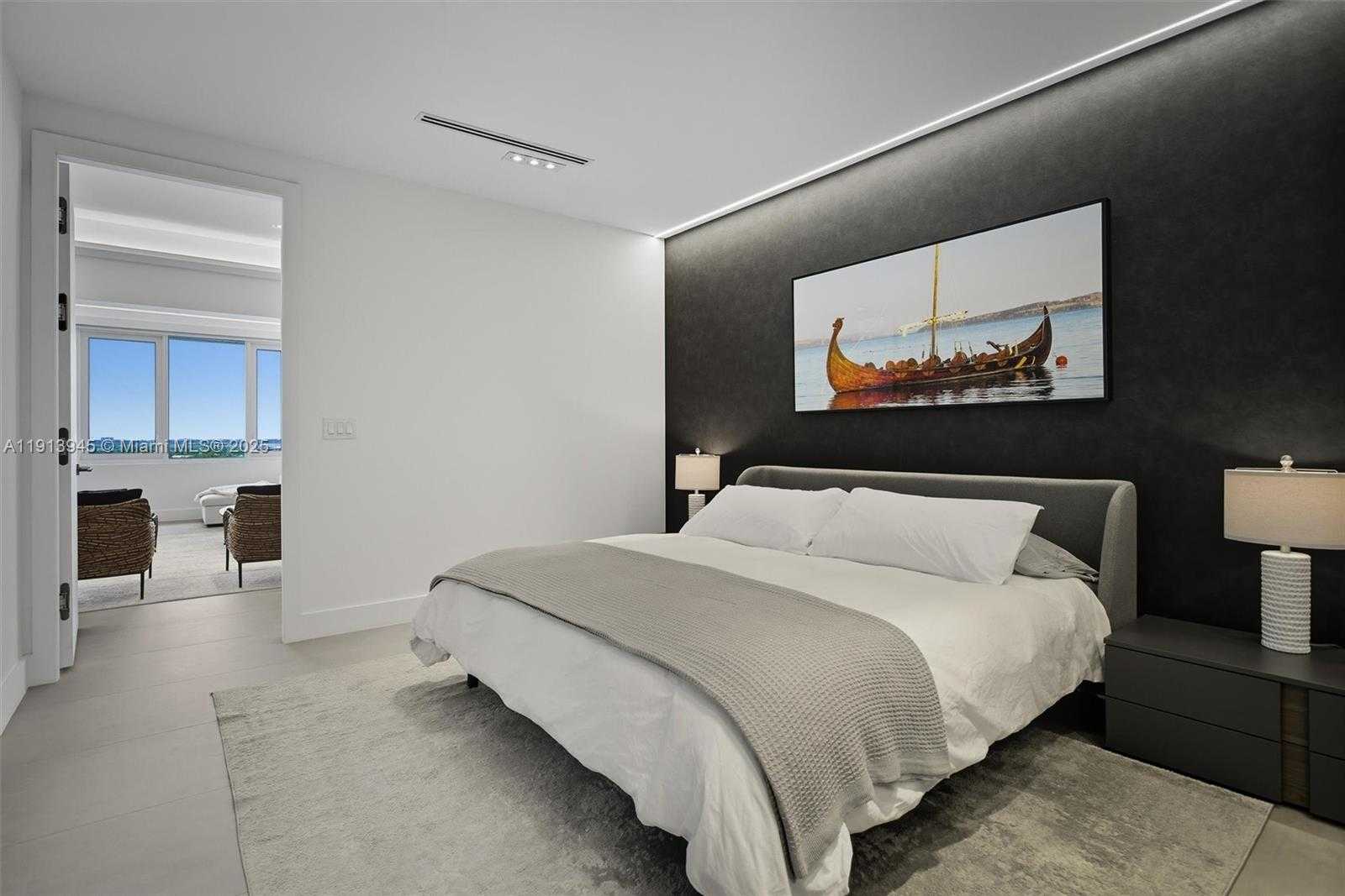 Small Image of 2301 COLLINS AVE #1634, Miami Beach Number 30