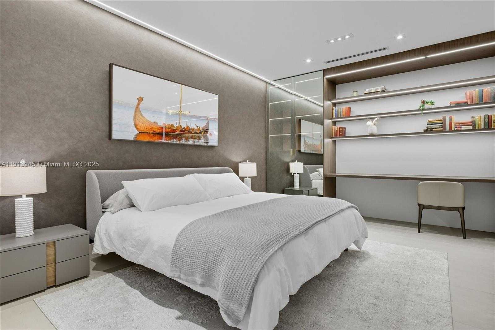 Small Image of 2301 COLLINS AVE #1634, Miami Beach Number 32