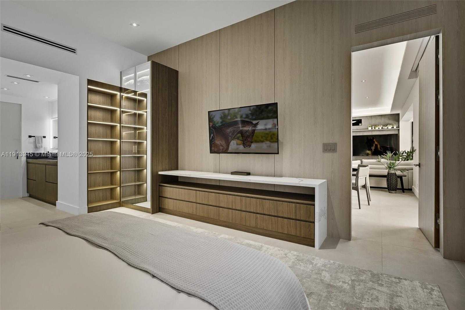 Small Image of 2301 COLLINS AVE #1634, Miami Beach Number 35