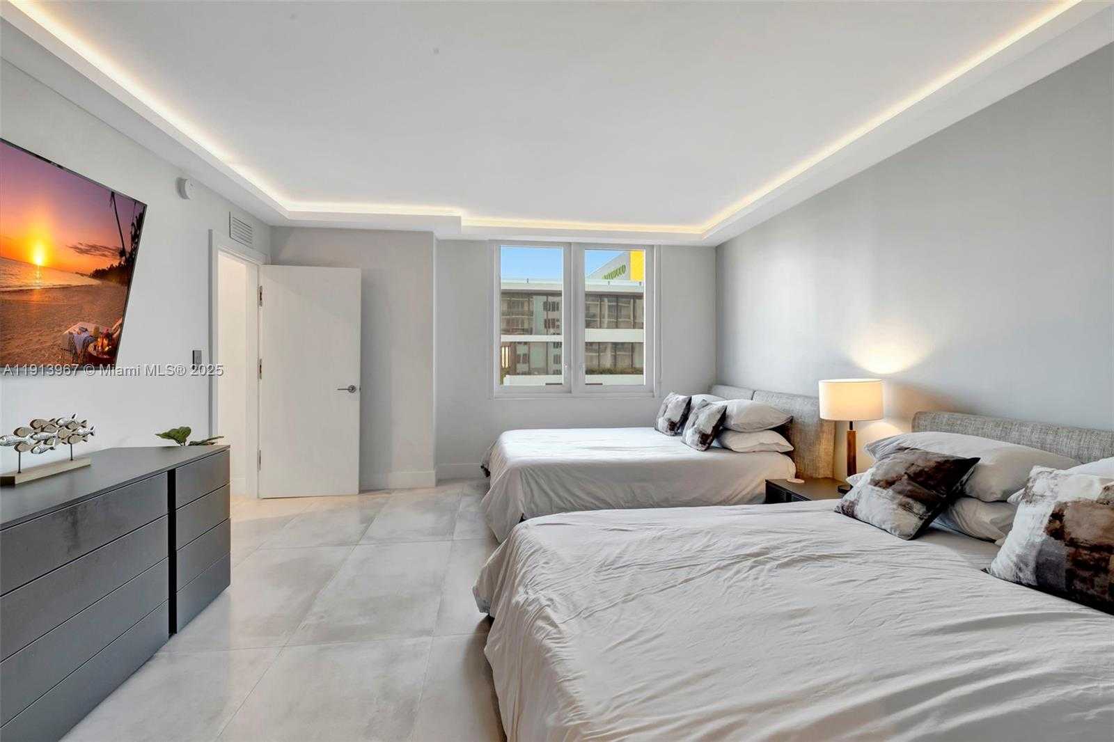 Small Image of 2301 COLLINS AVE #634, Miami Beach Number 9