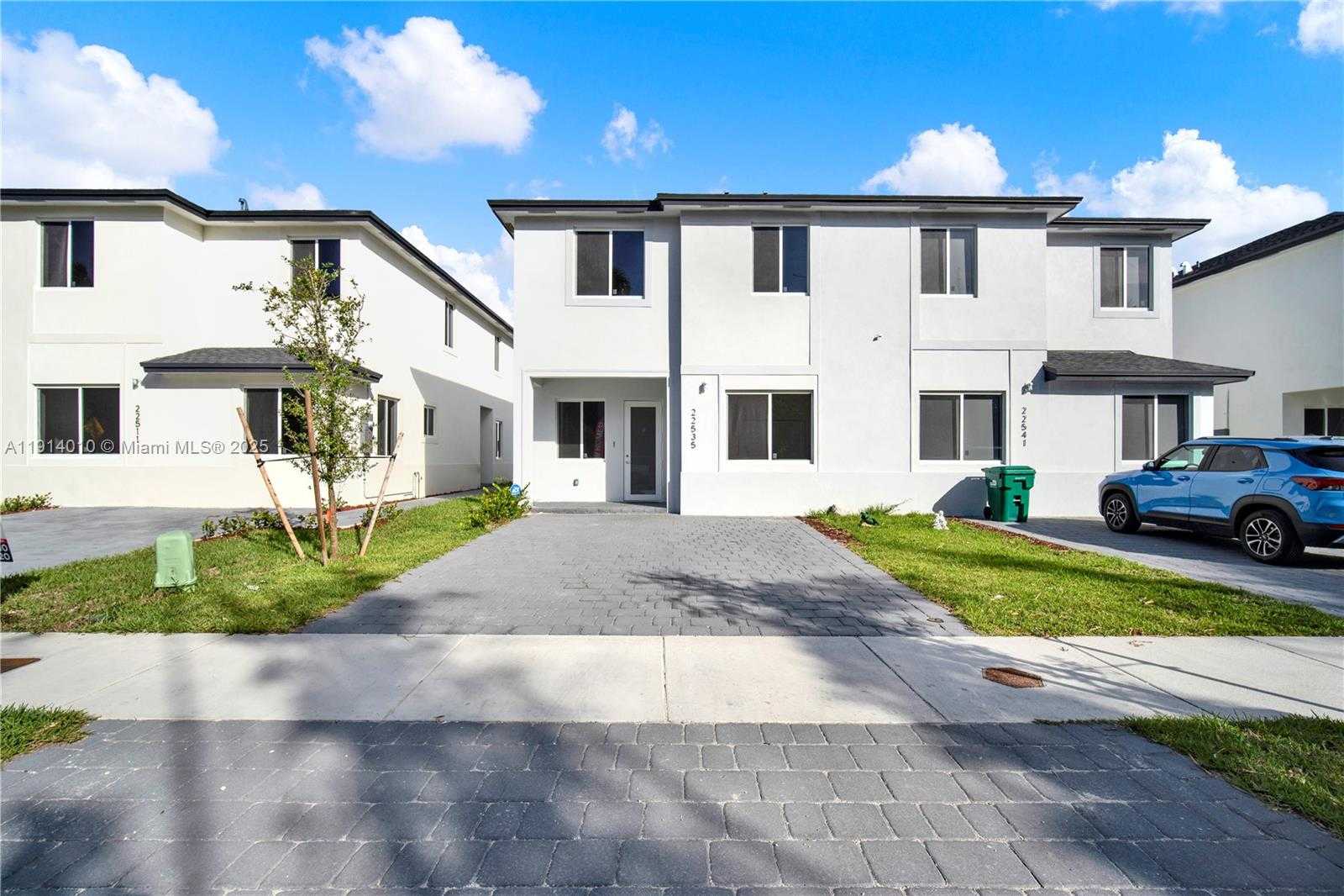 Small Image of 22535 SOUTH WEST 125TH AVE #22535, Miami Number 1