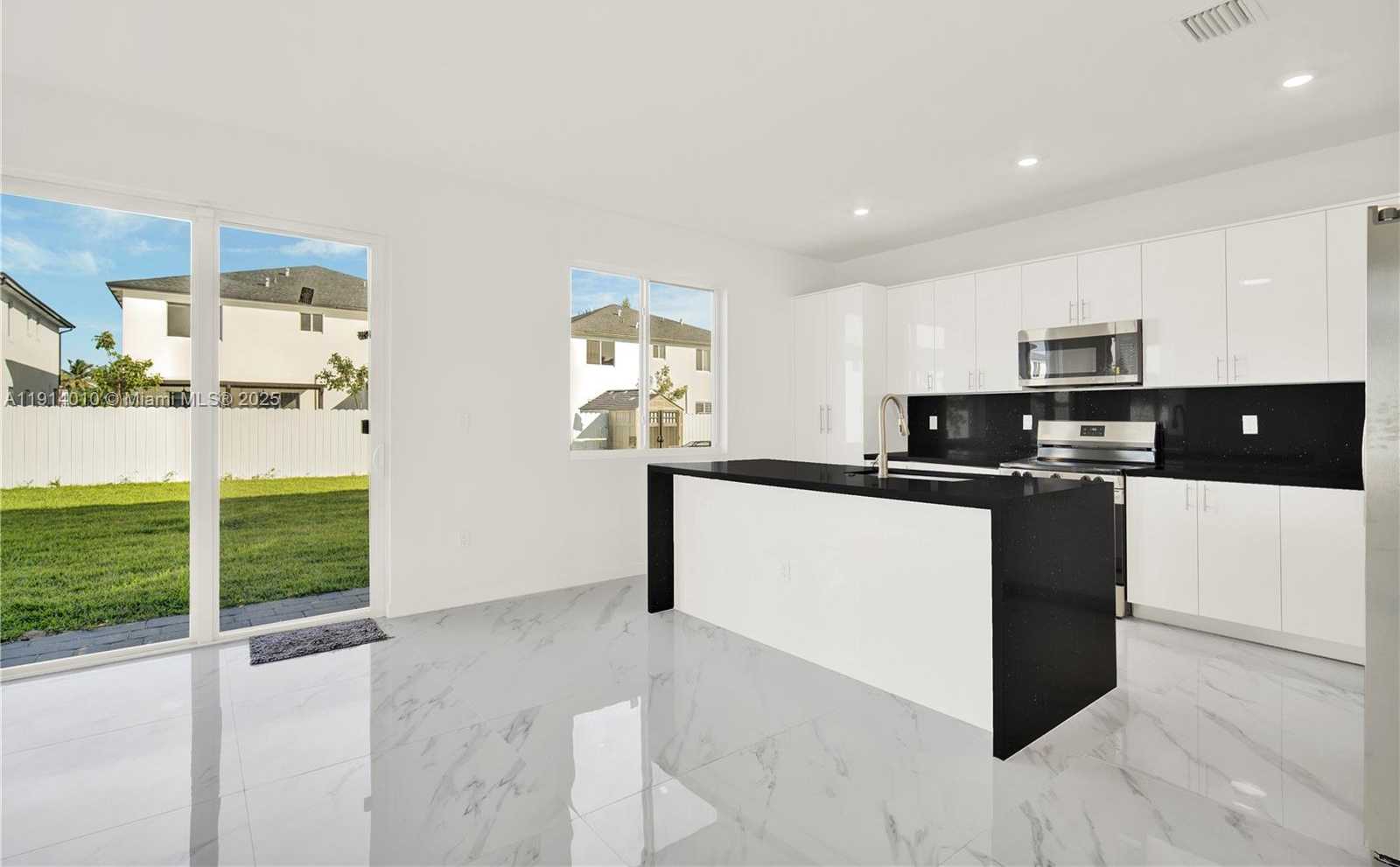 Small Image of 22535 SOUTH WEST 125TH AVE #22535, Miami Number 11