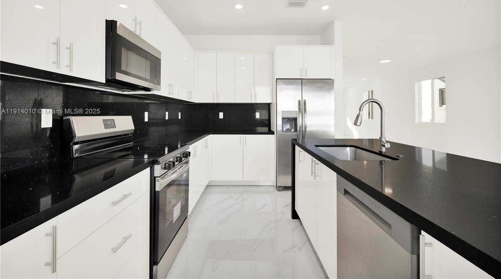 Small Image of 22535 SOUTH WEST 125TH AVE #22535, Miami Number 16