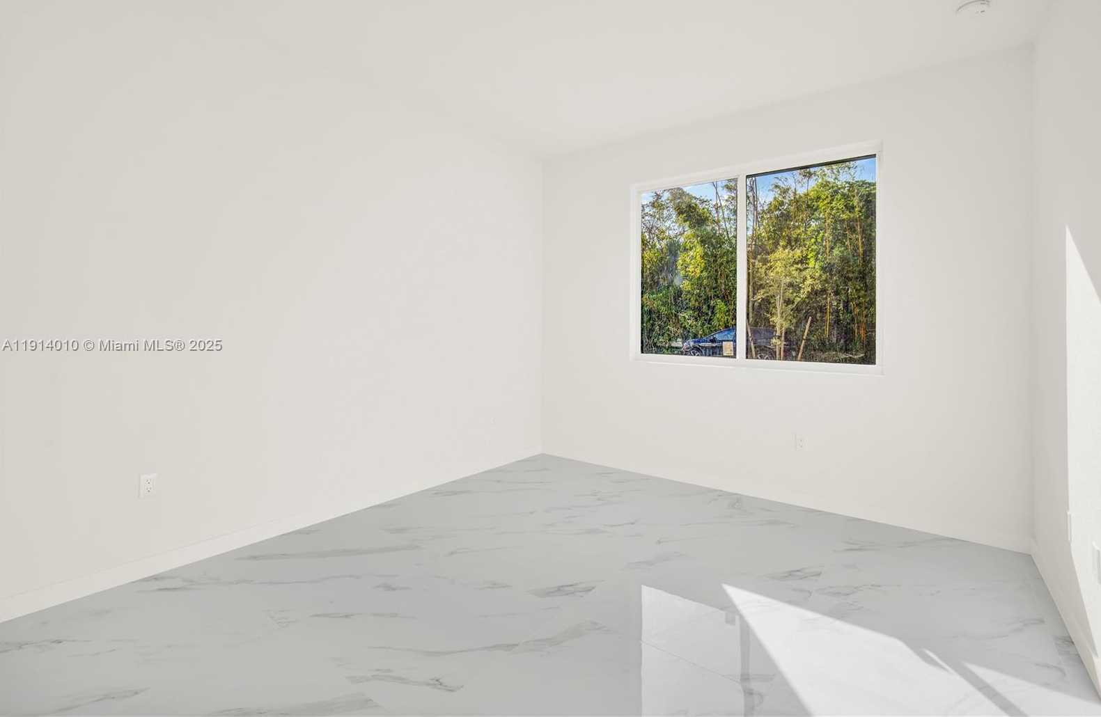 Small Image of 22535 SOUTH WEST 125TH AVE #22535, Miami Number 18