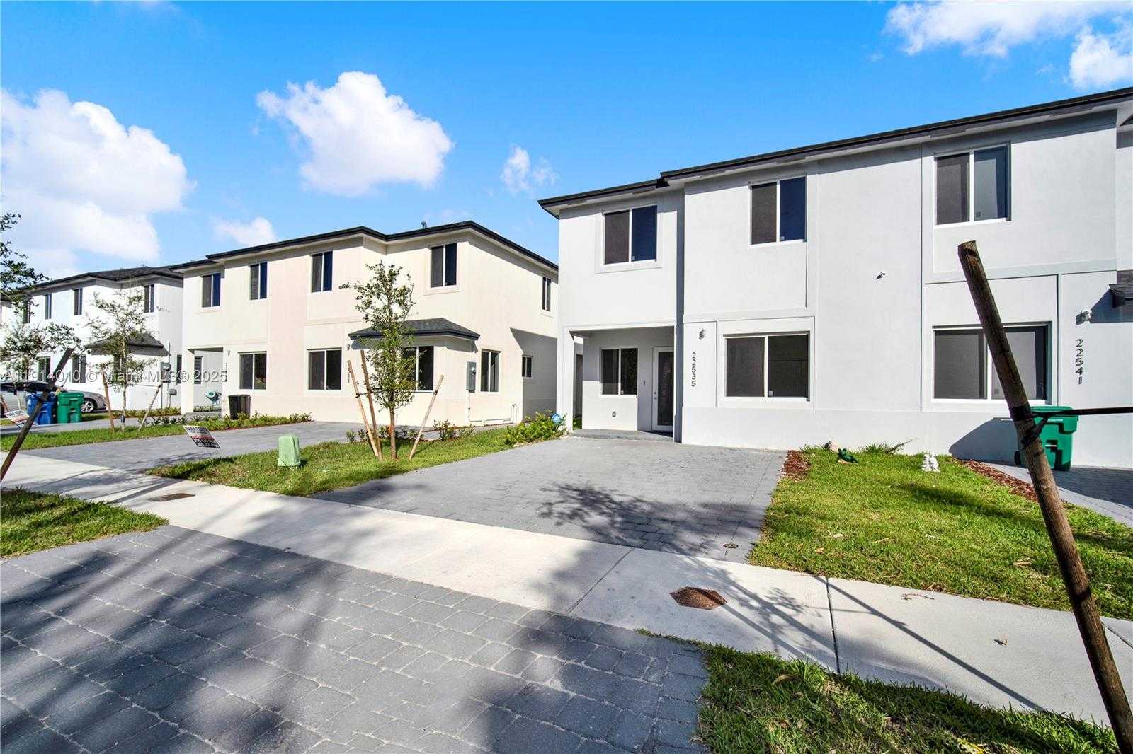Small Image of 22535 SOUTH WEST 125TH AVE #22535, Miami Number 2