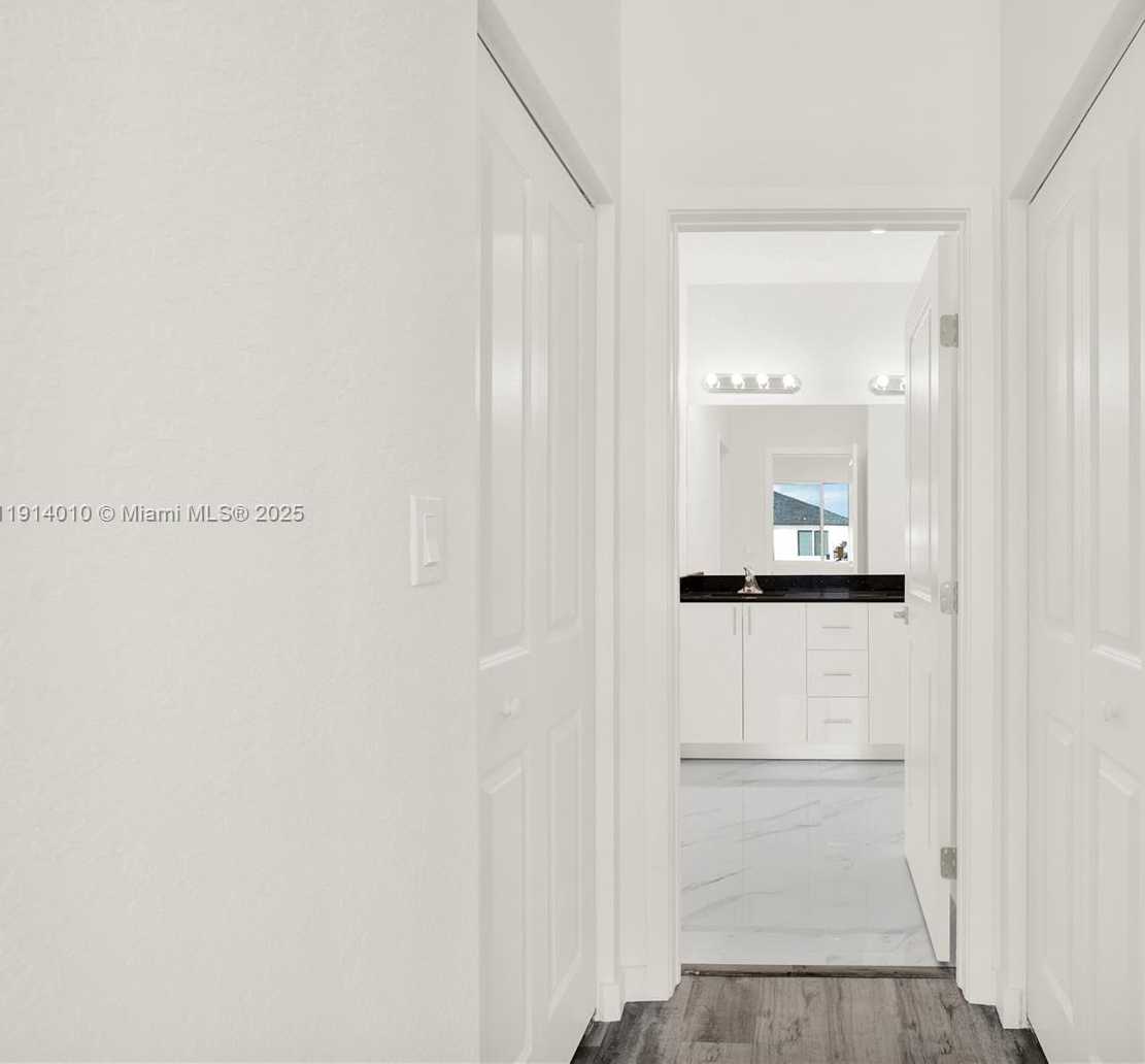 Small Image of 22535 SOUTH WEST 125TH AVE #22535, Miami Number 25