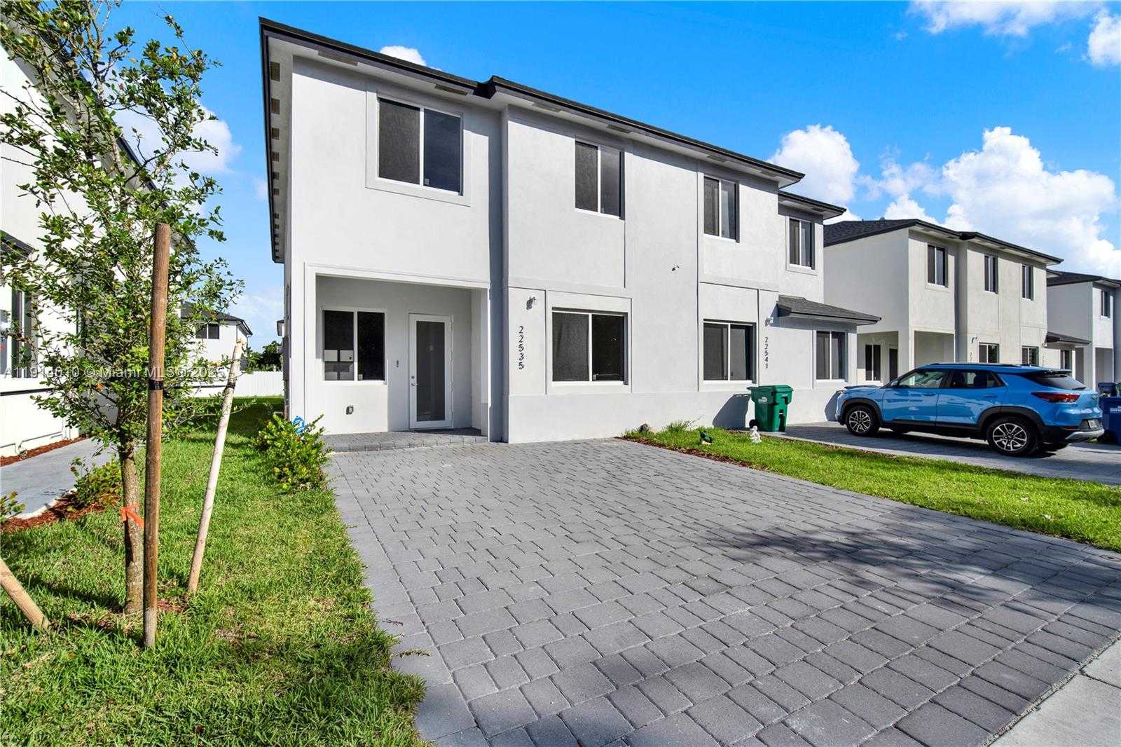 Small Image of 22535 SOUTH WEST 125TH AVE #22535, Miami Number 3