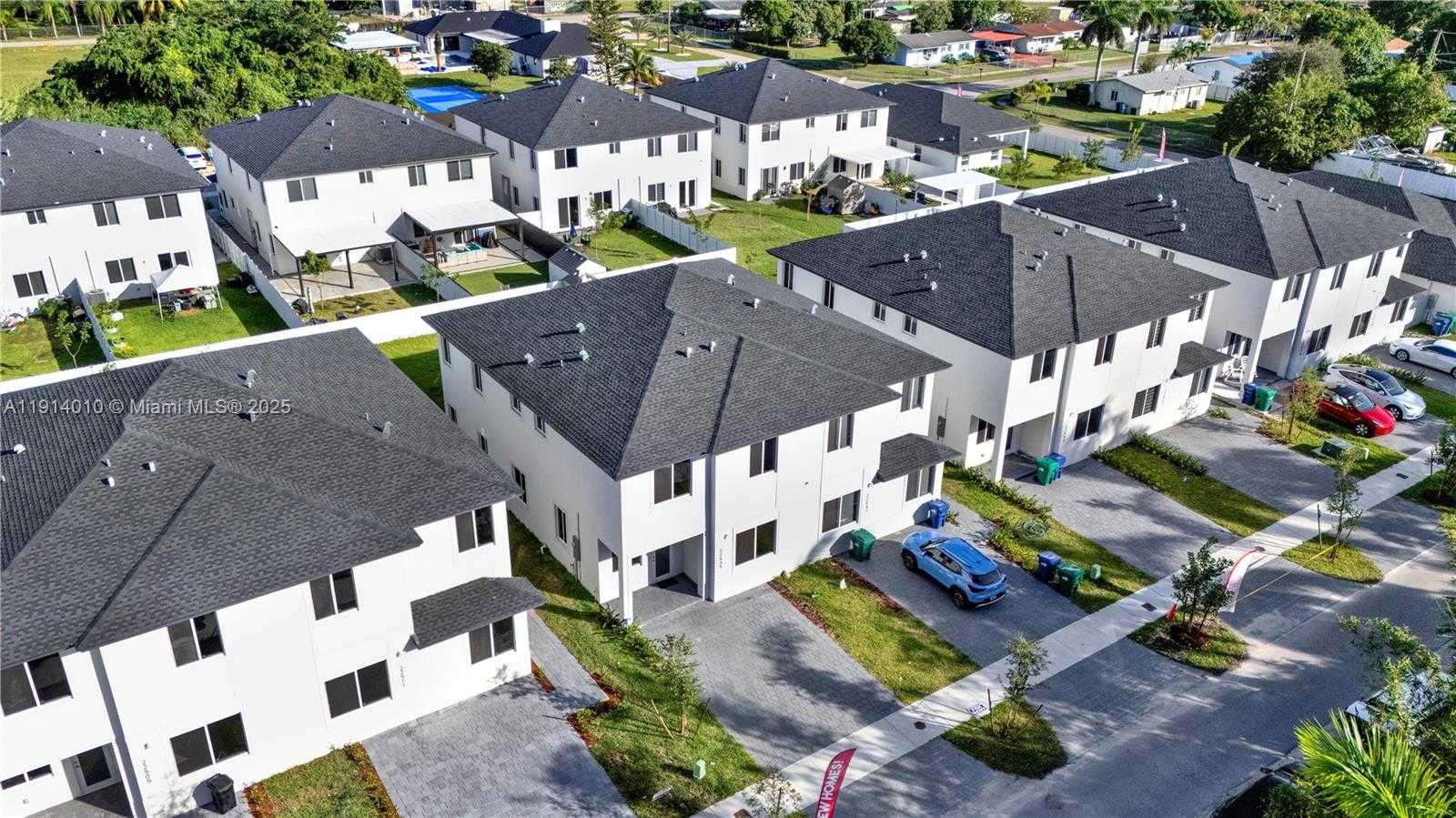 Small Image of 22535 SOUTH WEST 125TH AVE #22535, Miami Number 43