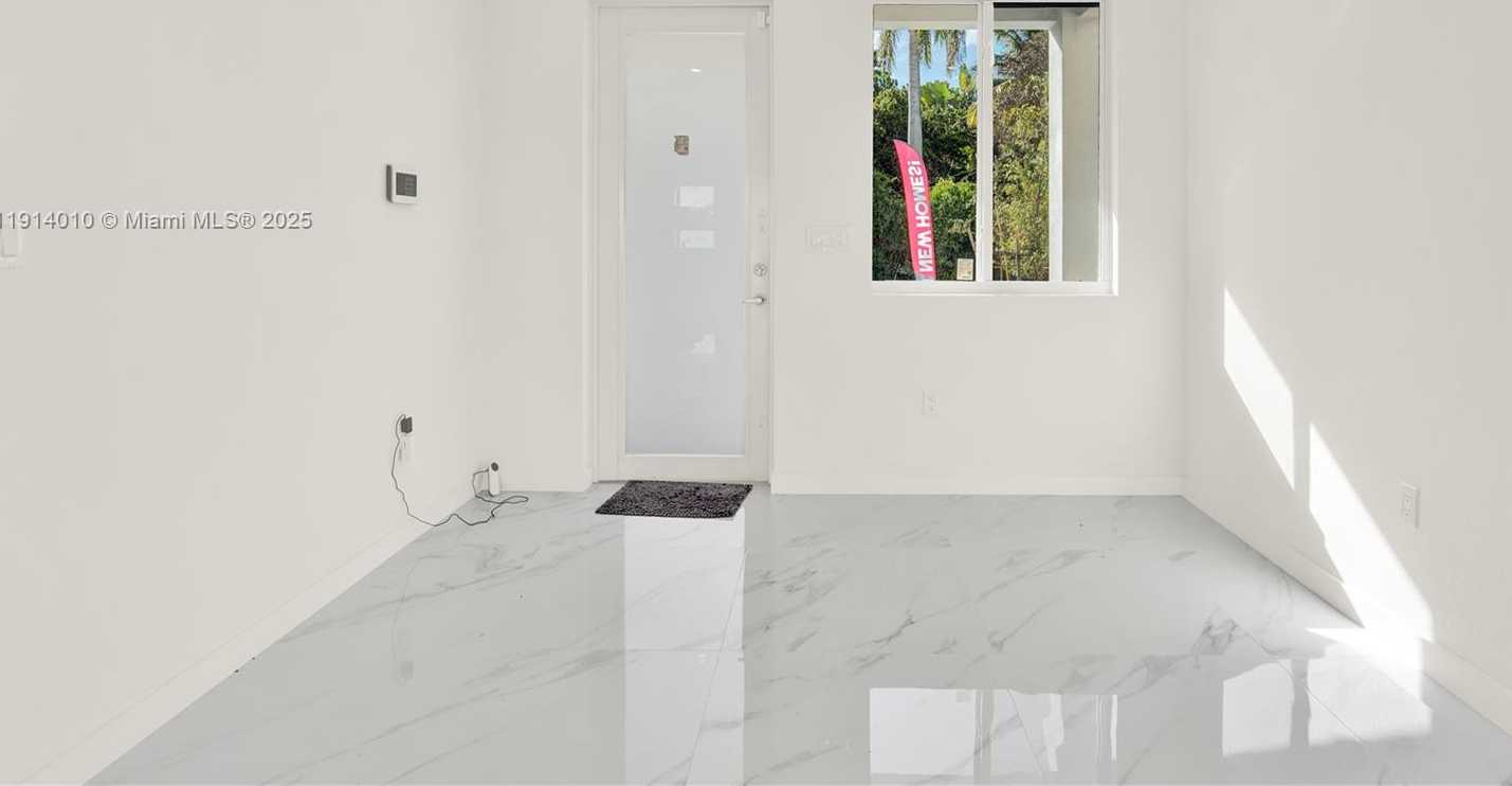 Small Image of 22535 SOUTH WEST 125TH AVE #22535, Miami Number 6