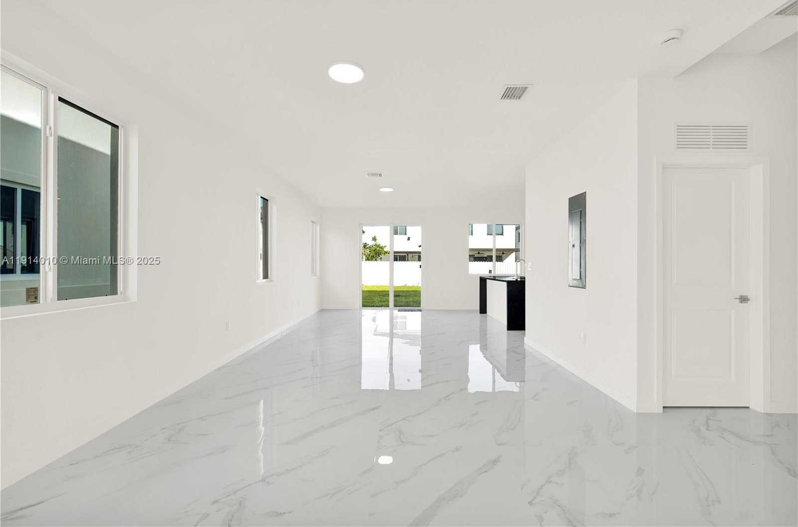 Small Image of 22535 SOUTH WEST 125TH AVE #22535, Miami Number 7