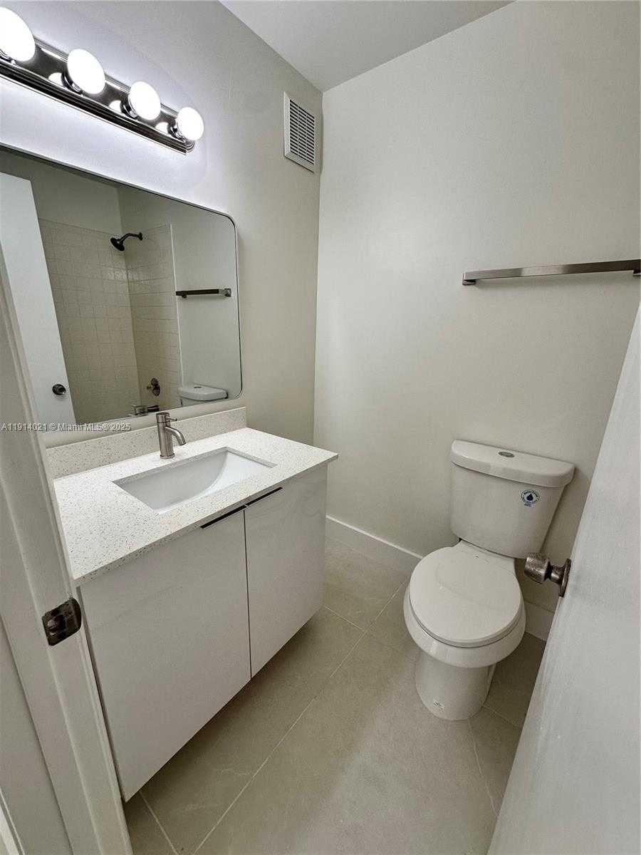 Small Image of 5151 SW 121 TERRACE #5151, Cooper City Number 17