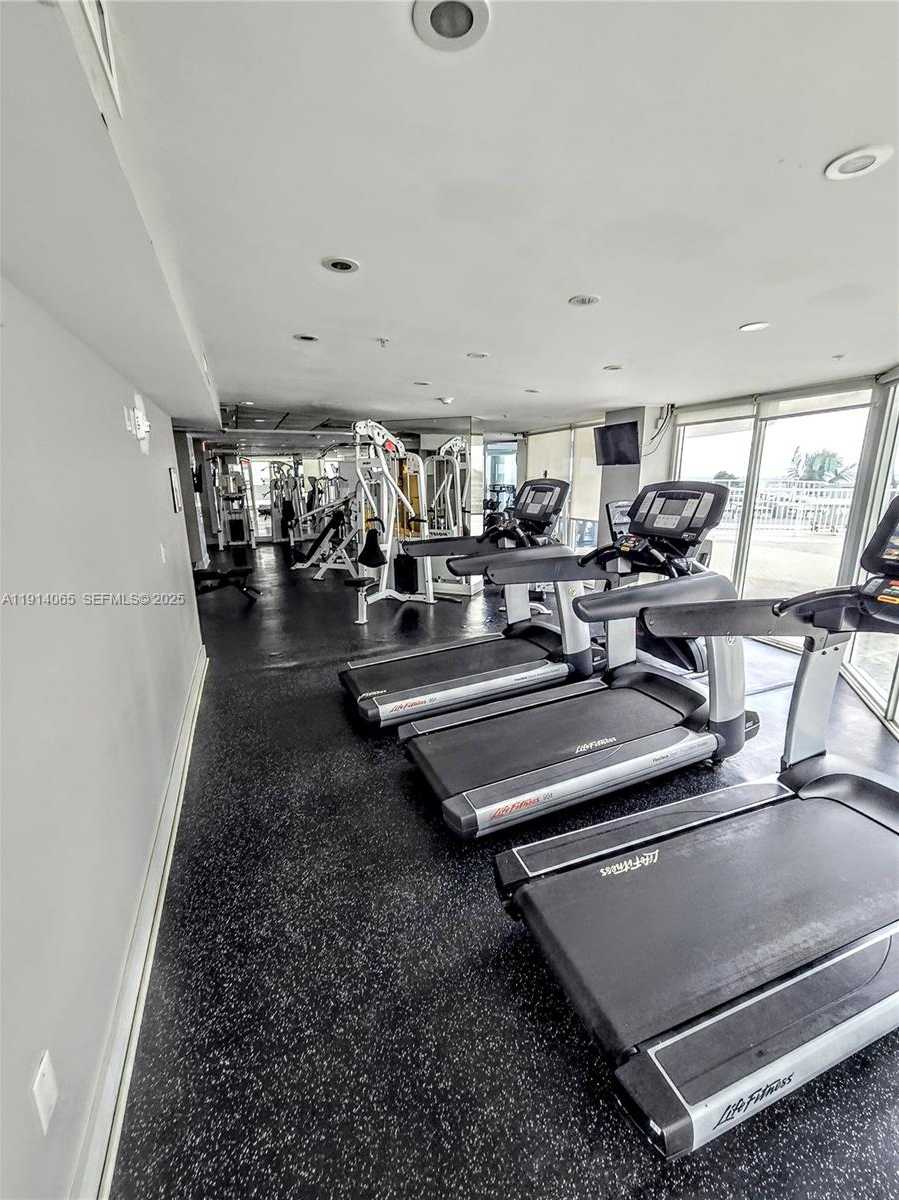 Small Image of 6301 COLLINS AVE #901, Miami Beach Number 34