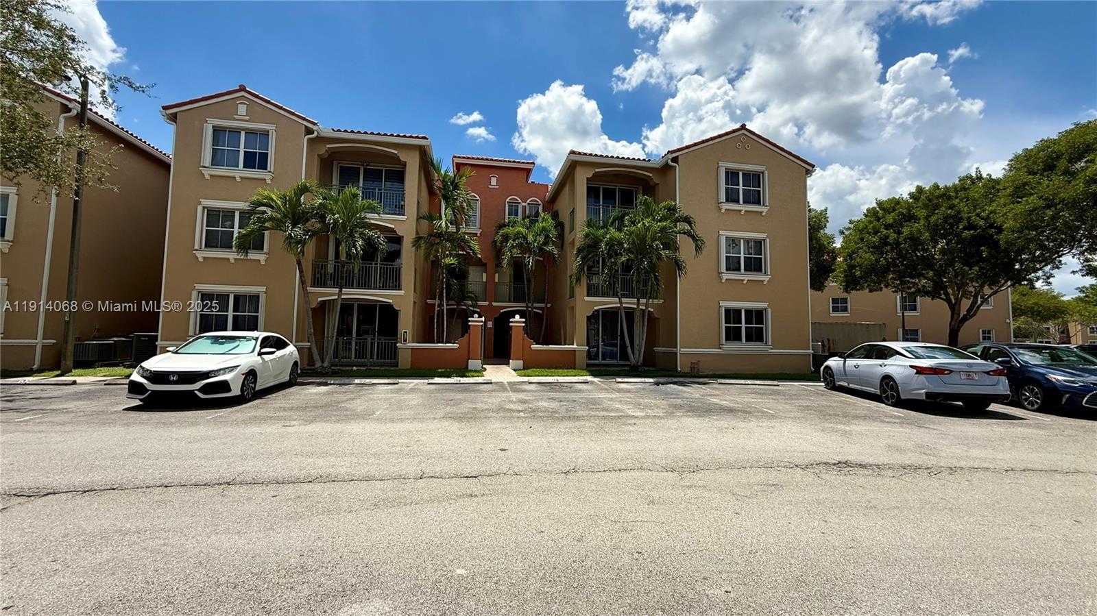 Small Image of 6320 NORTH WEST 114TH AVE #1223, Doral Number 1