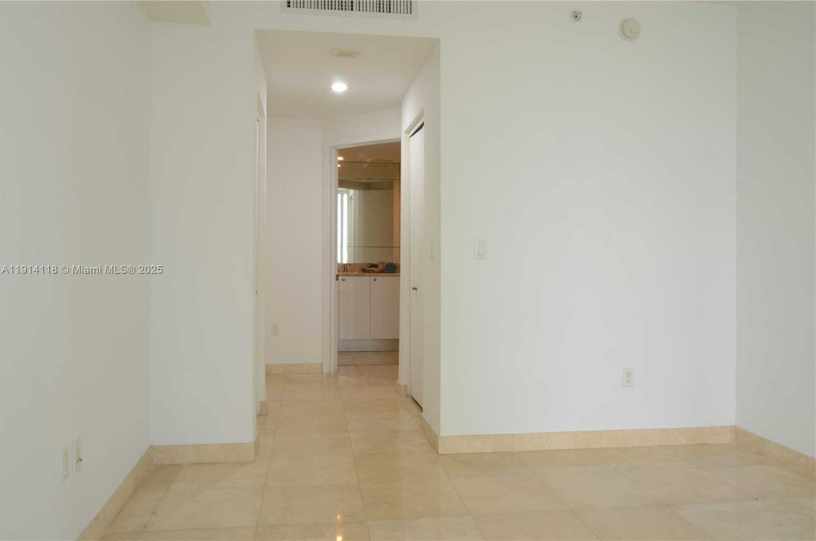 Small Image of 901 BRICKELL KEY BLVD #705, Miami Number 21