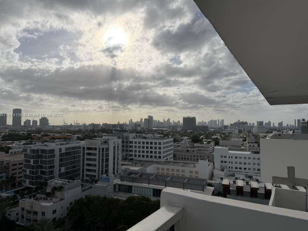 Small Image of 100 LINCOLN RD #1609, Miami Beach Number 2