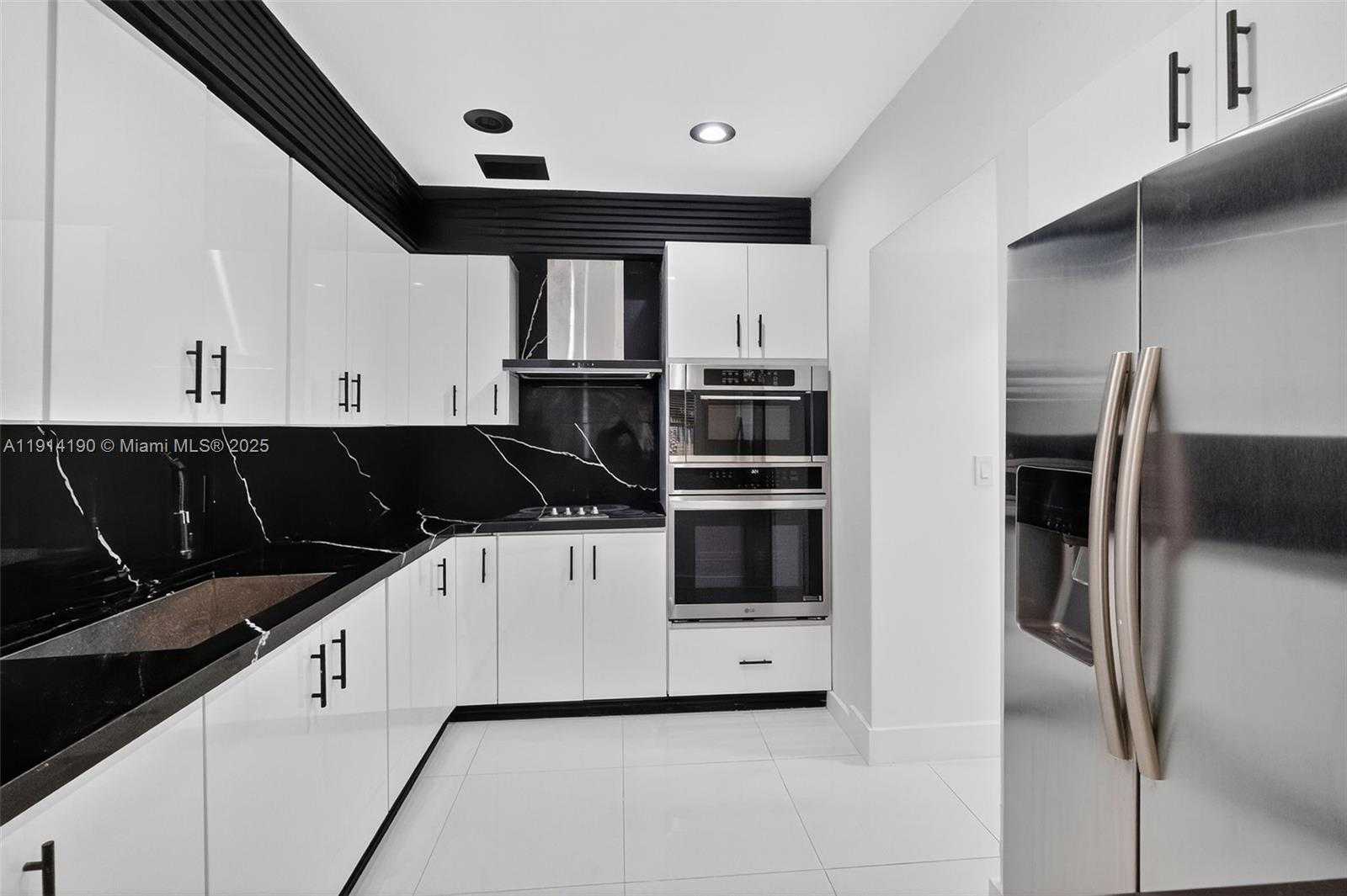 Small Image of 465 NORTH WEST 153RD ST, Miami Number 23