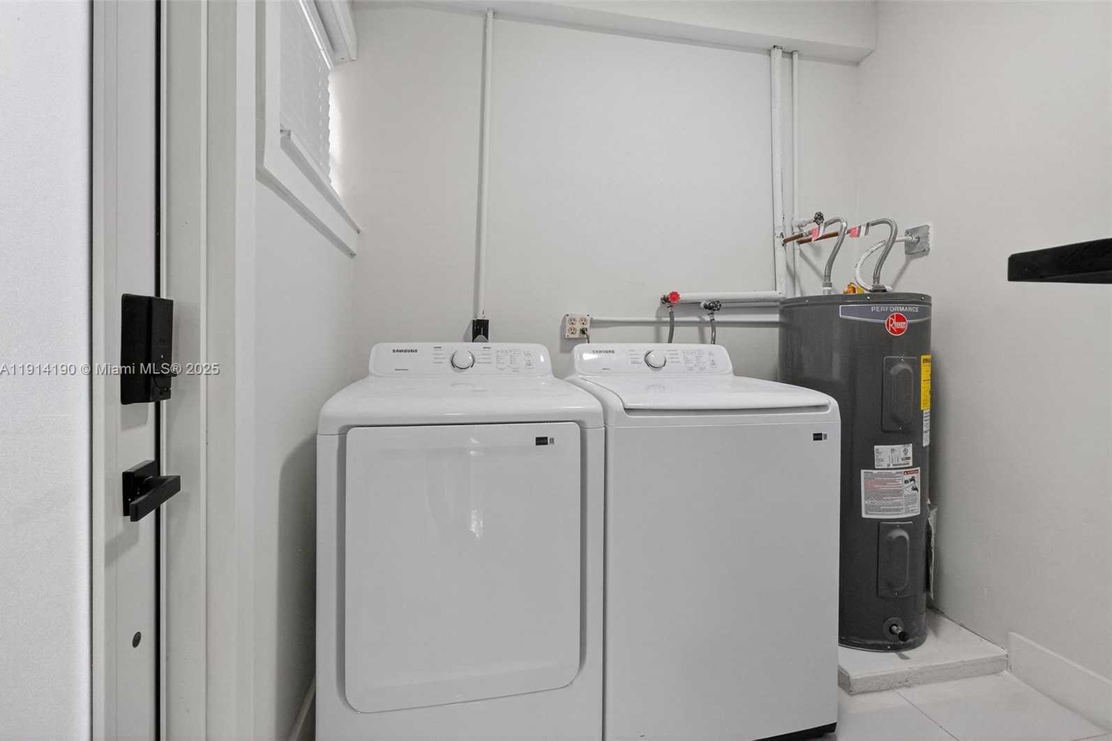 Small Image of 465 NORTH WEST 153RD ST, Miami Number 30