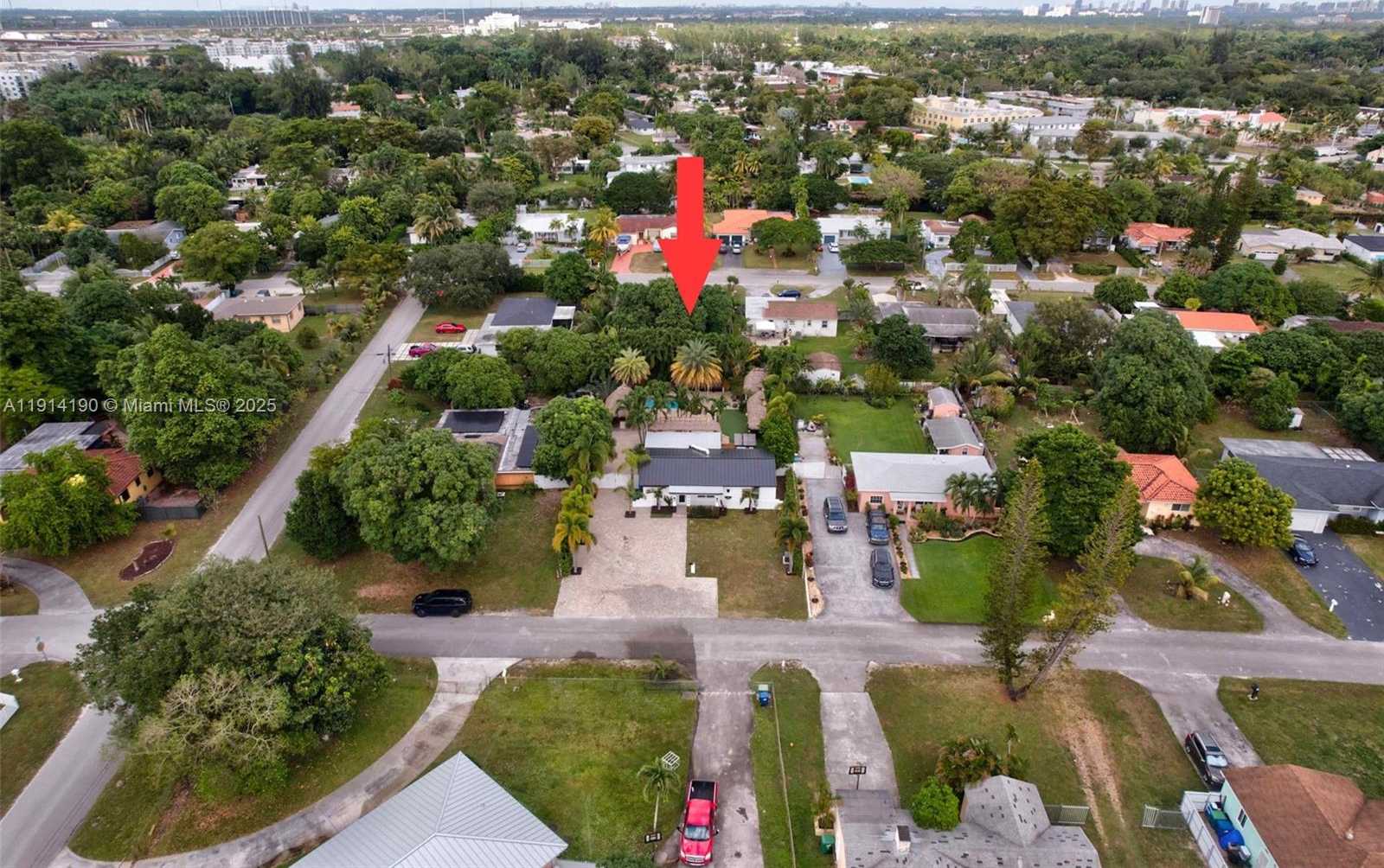 Small Image of 465 NORTH WEST 153RD ST, Miami Number 43