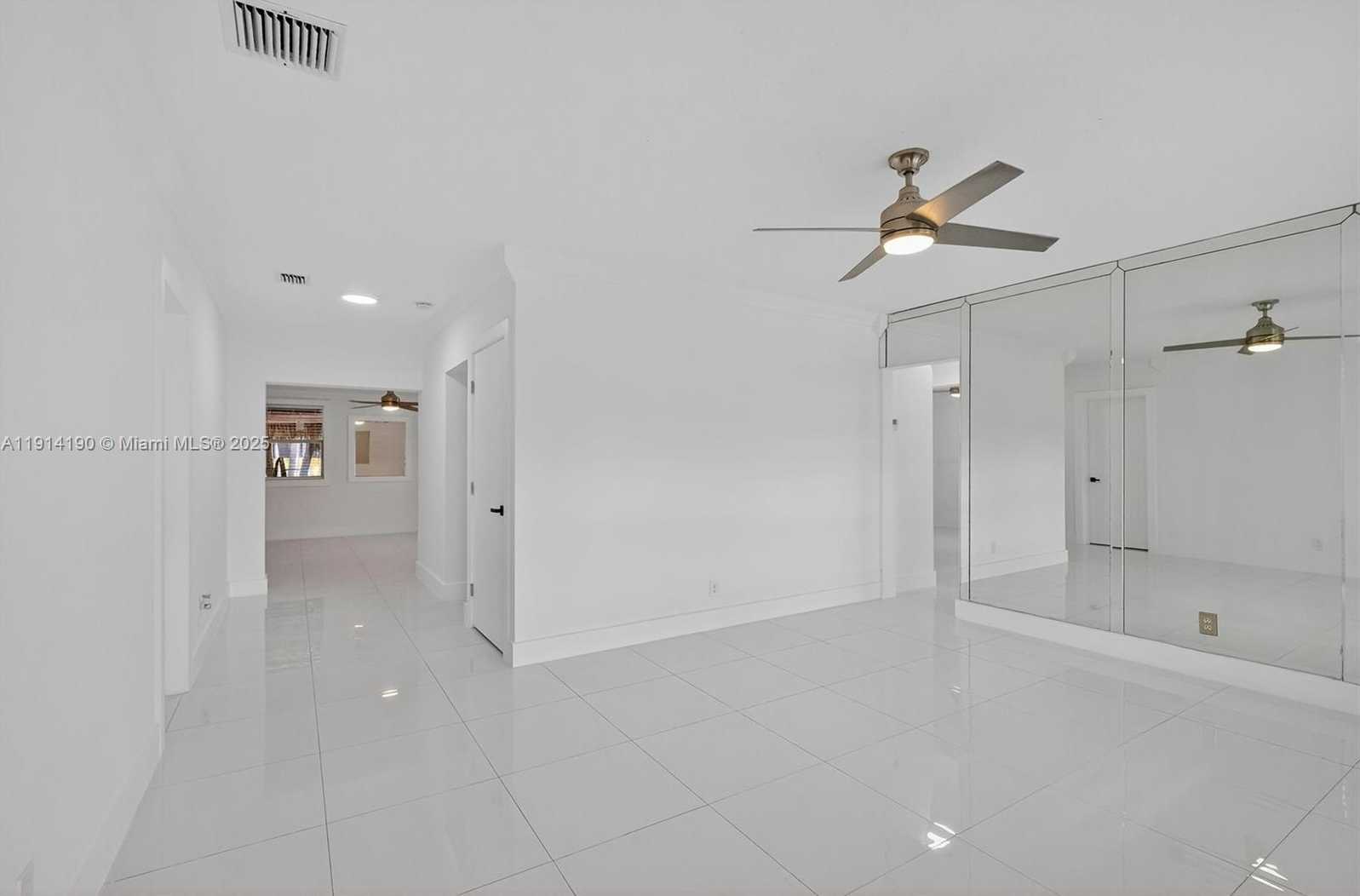 Small Image of 465 NORTH WEST 153RD ST, Miami Number 9