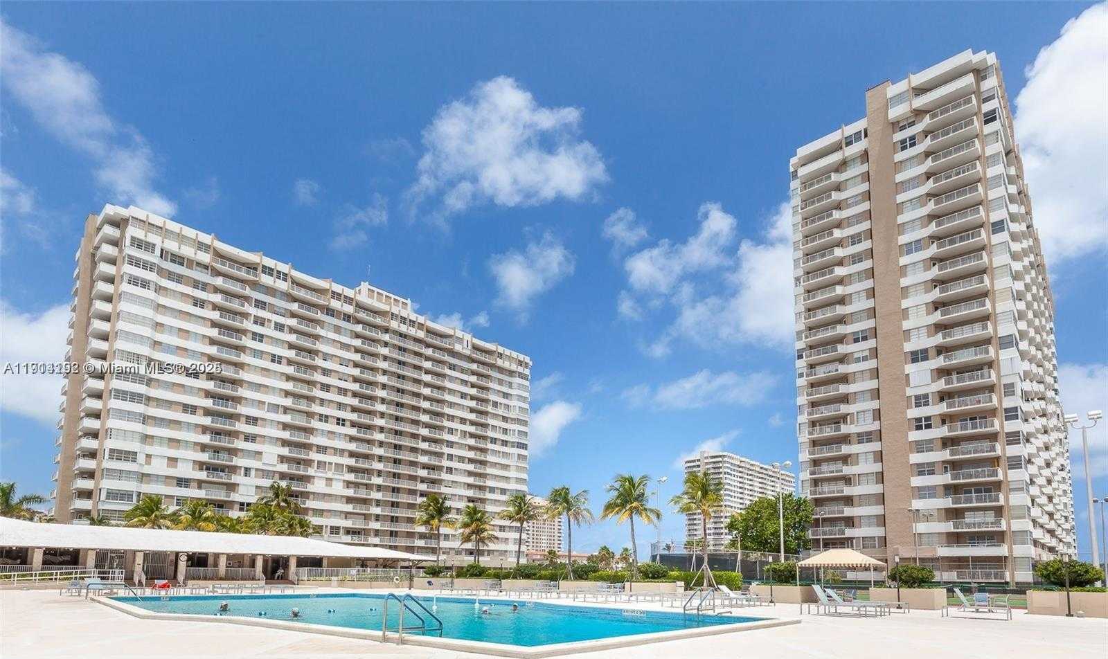 Small Image of 1965 SOUTH OCEAN DR #10 M, Hallandale Beach Number 2