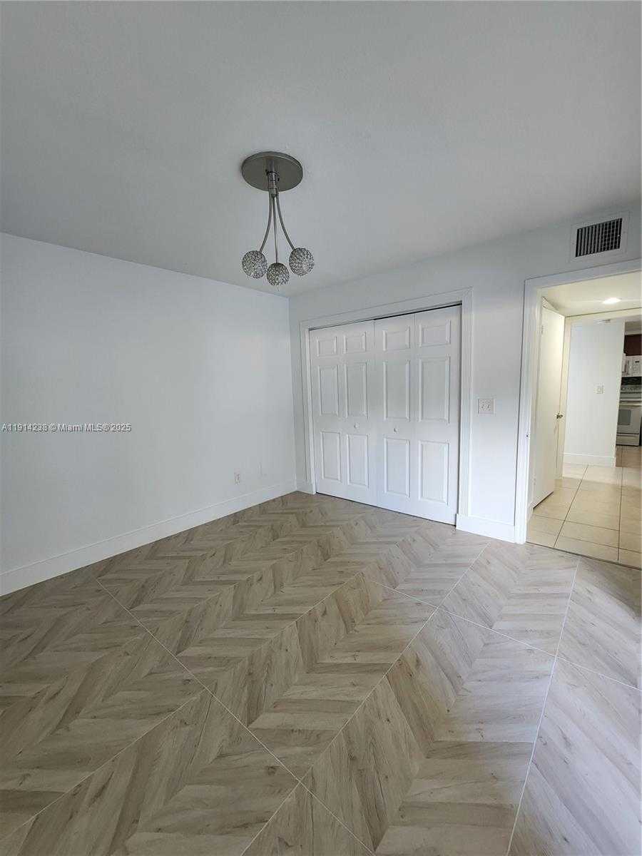 Small Image of 18880 NORTH WEST 57TH AVE #105, Hialeah Number 12