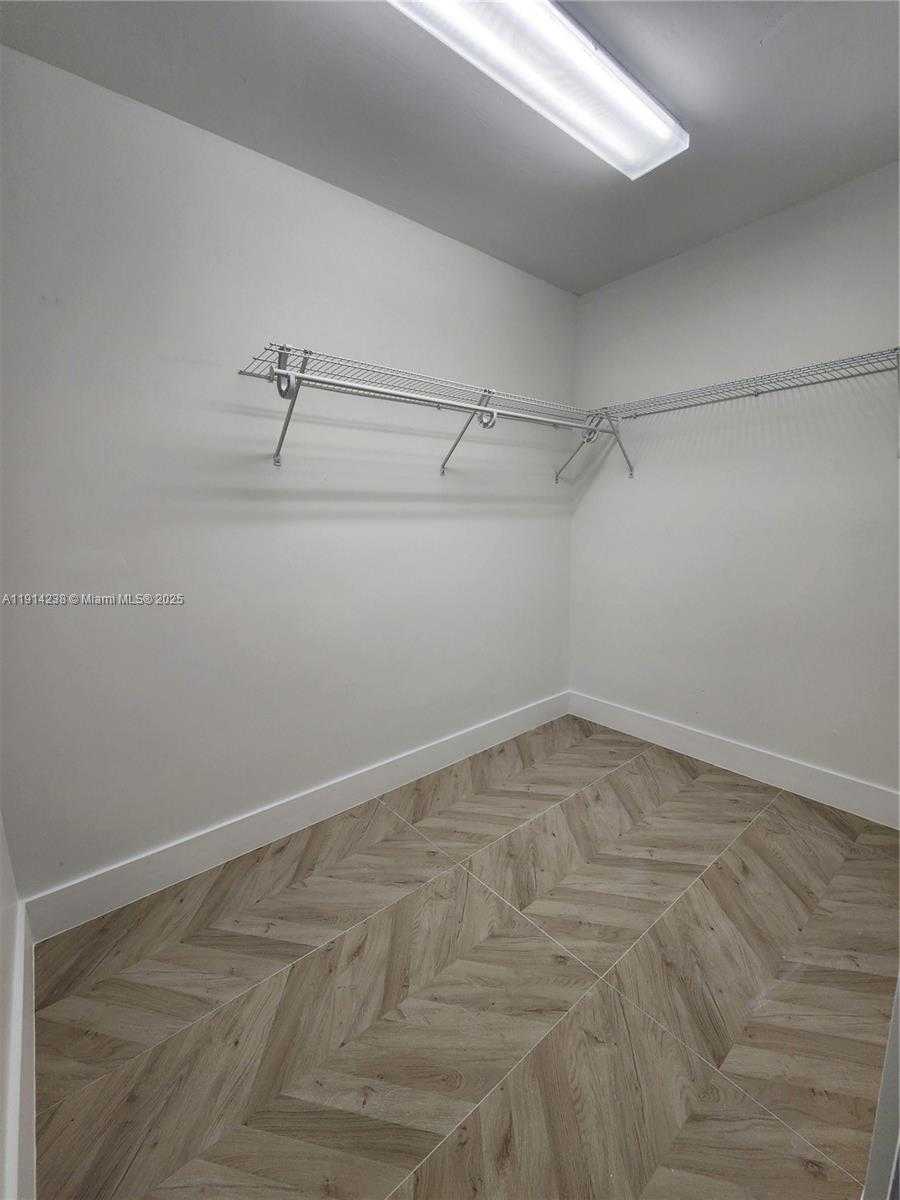 Small Image of 18880 NORTH WEST 57TH AVE #105, Hialeah Number 25