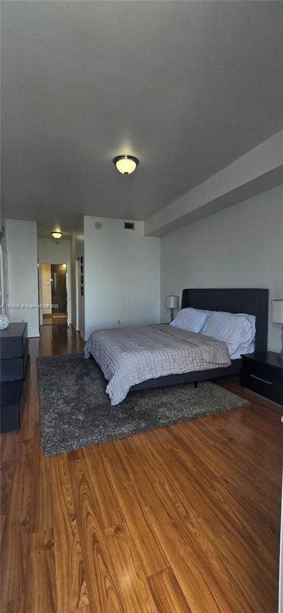 Small Image of 7901 HISPANOLA AVE #607, North Bay Village Number 12